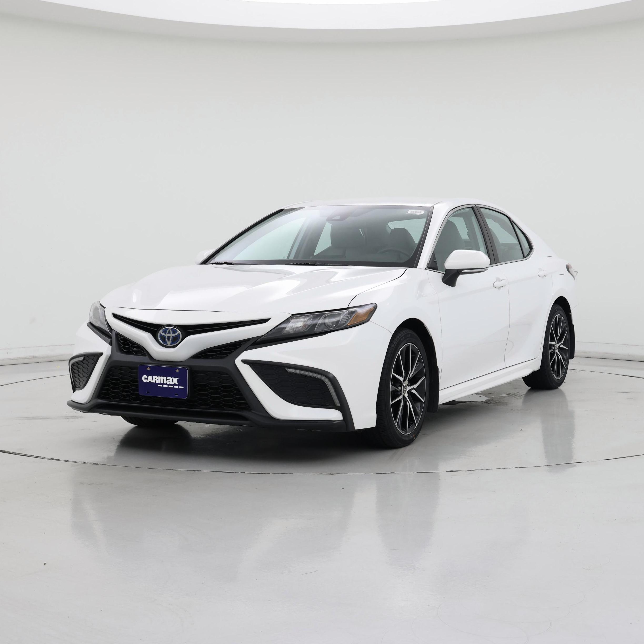 Thumbnail: 2023 Toyota Camry - 4