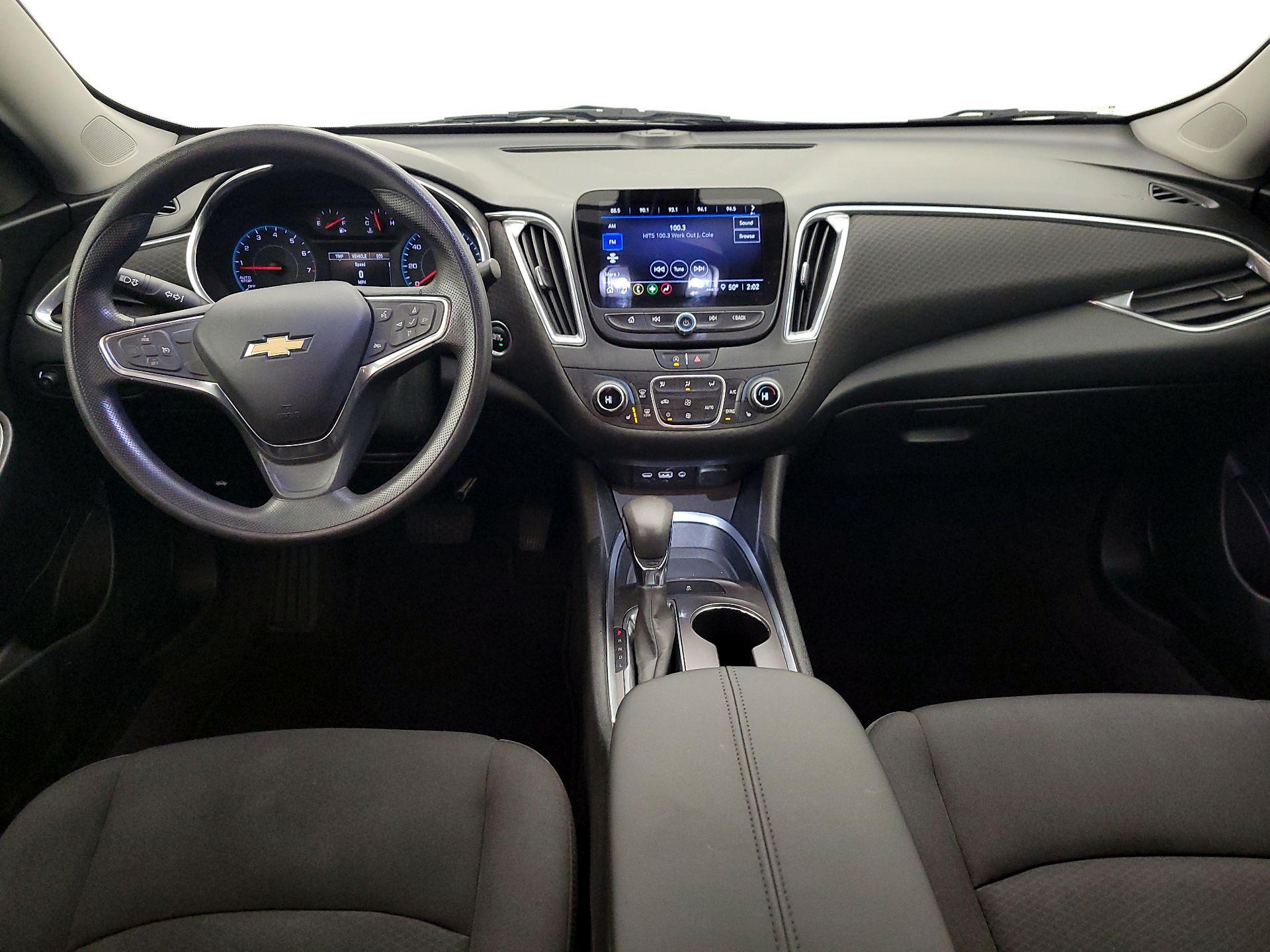 Thumbnail: 2021 Chevrolet Malibu - 9