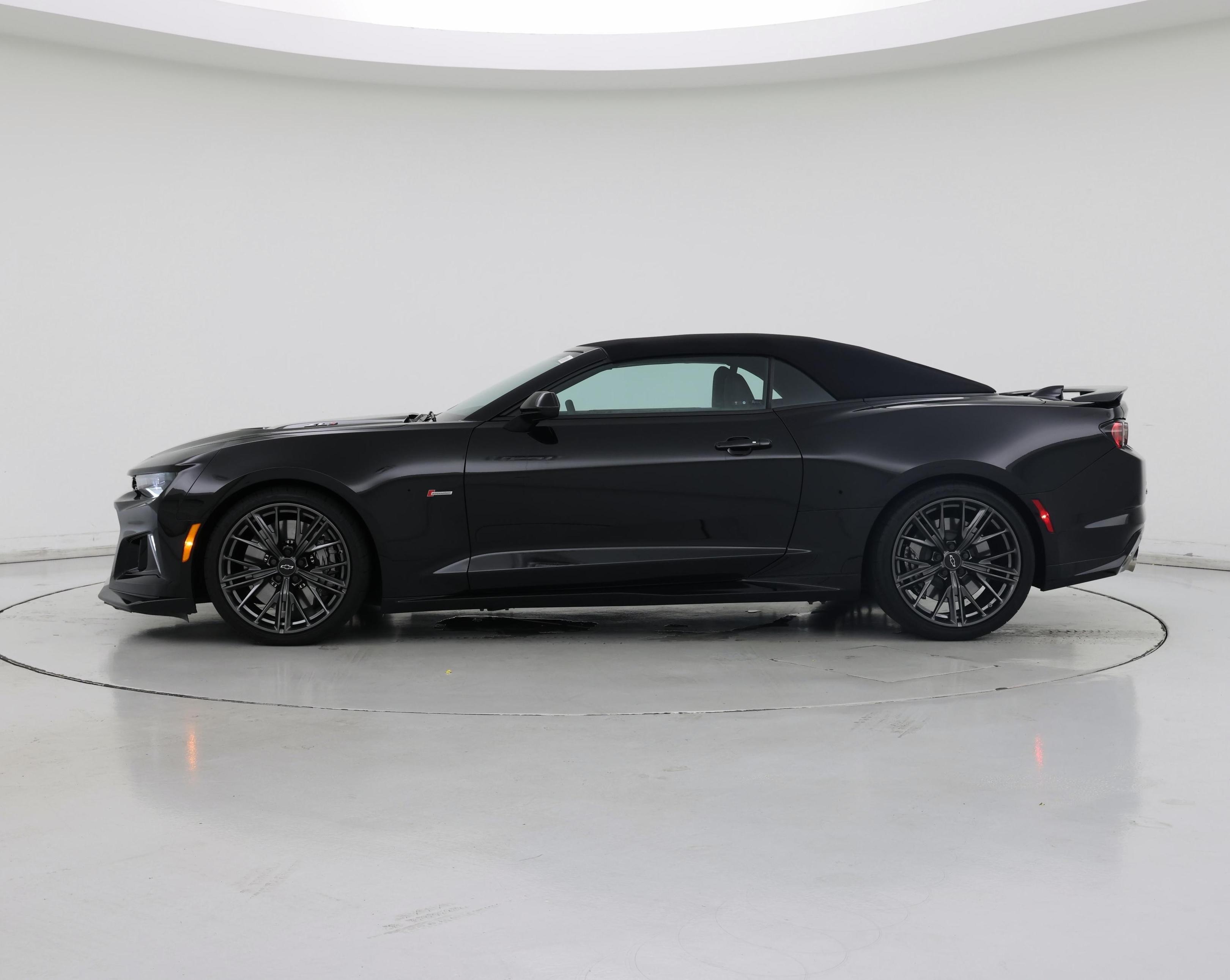 Thumbnail: 2020 Chevrolet Camaro - 3