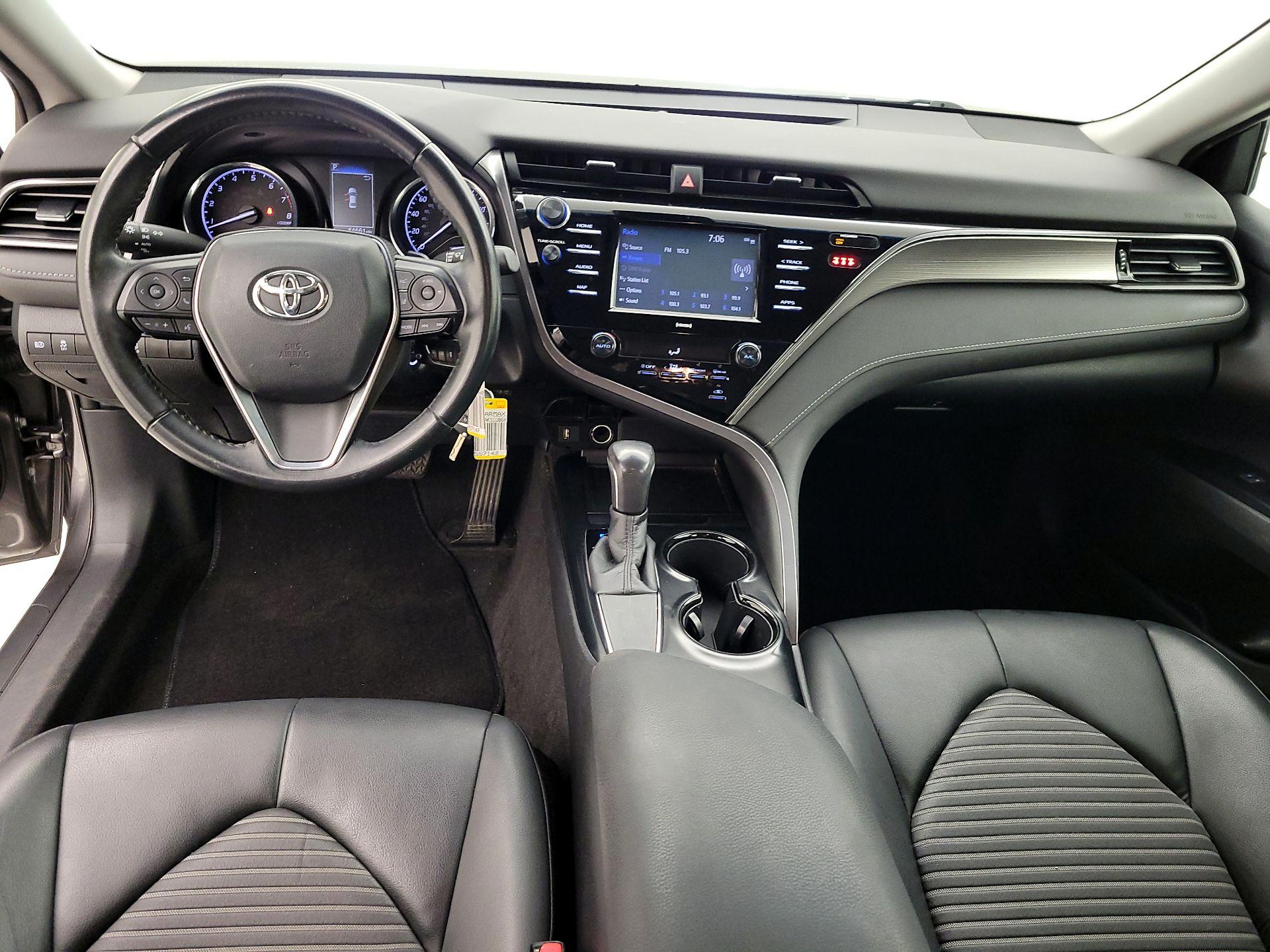 Thumbnail: 2020 Toyota Camry - 9