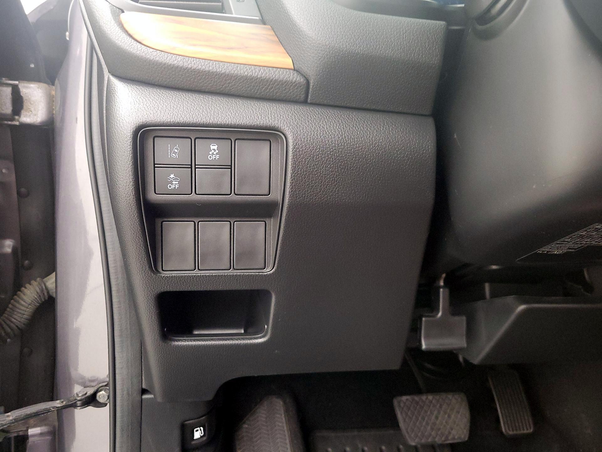 Thumbnail: 2018 Honda CR-V - 13