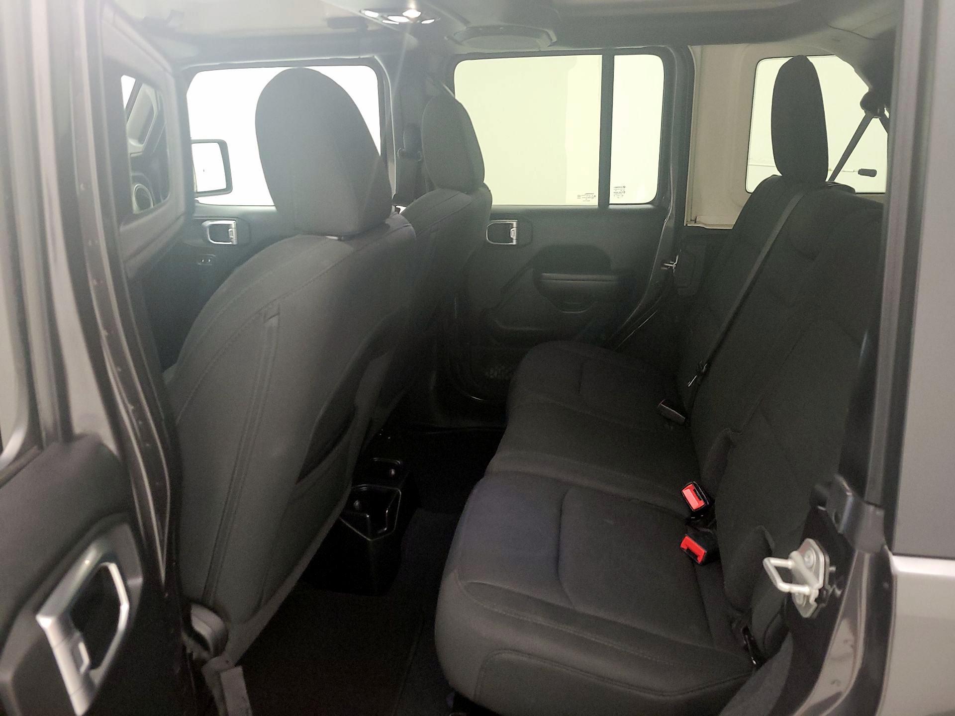 Thumbnail: 2020 Jeep Wrangler - 19