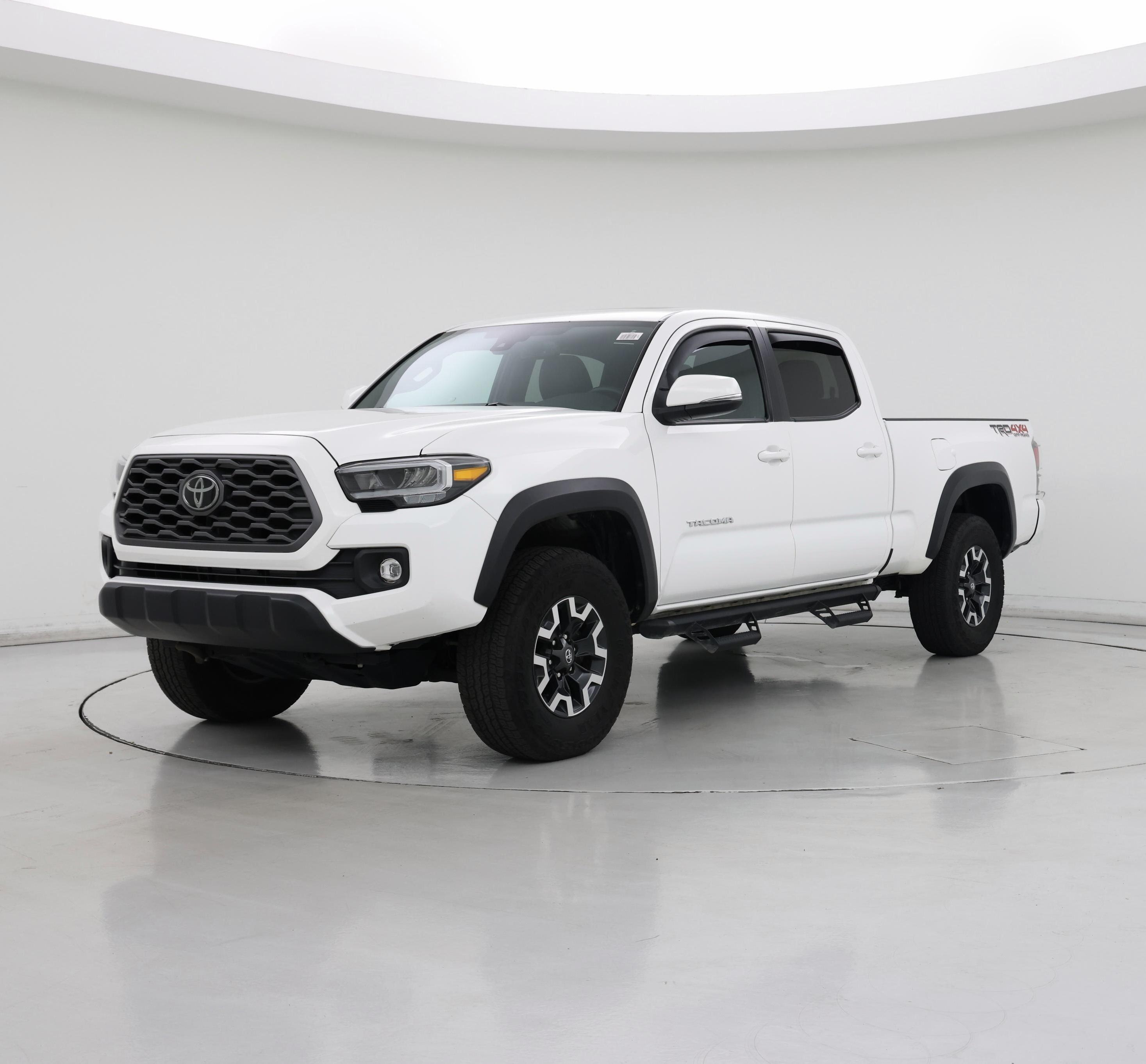 Thumbnail: 2022 Toyota Tacoma - 4