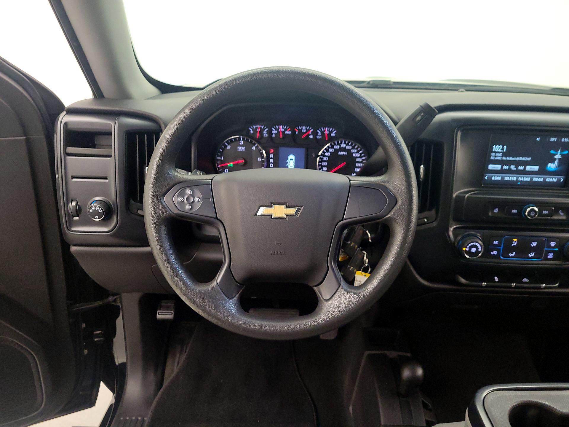 Thumbnail: 2017 Chevrolet Silverado 1500 - 10