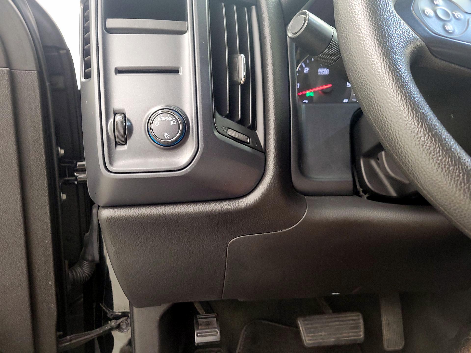 Thumbnail: 2017 Chevrolet Silverado 1500 - 13