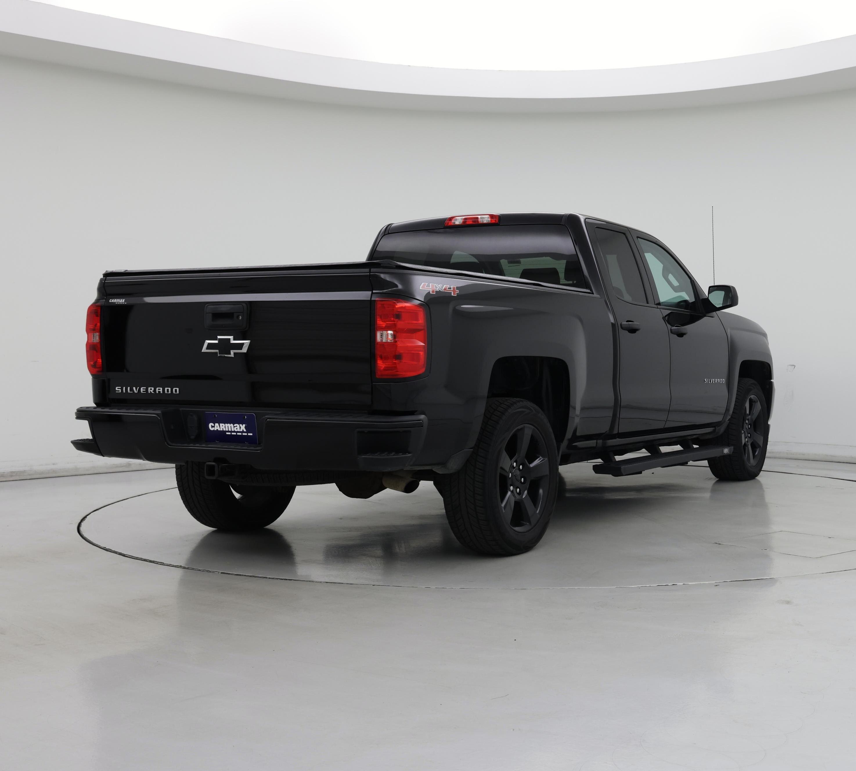 Thumbnail: 2017 Chevrolet Silverado 1500 - 8
