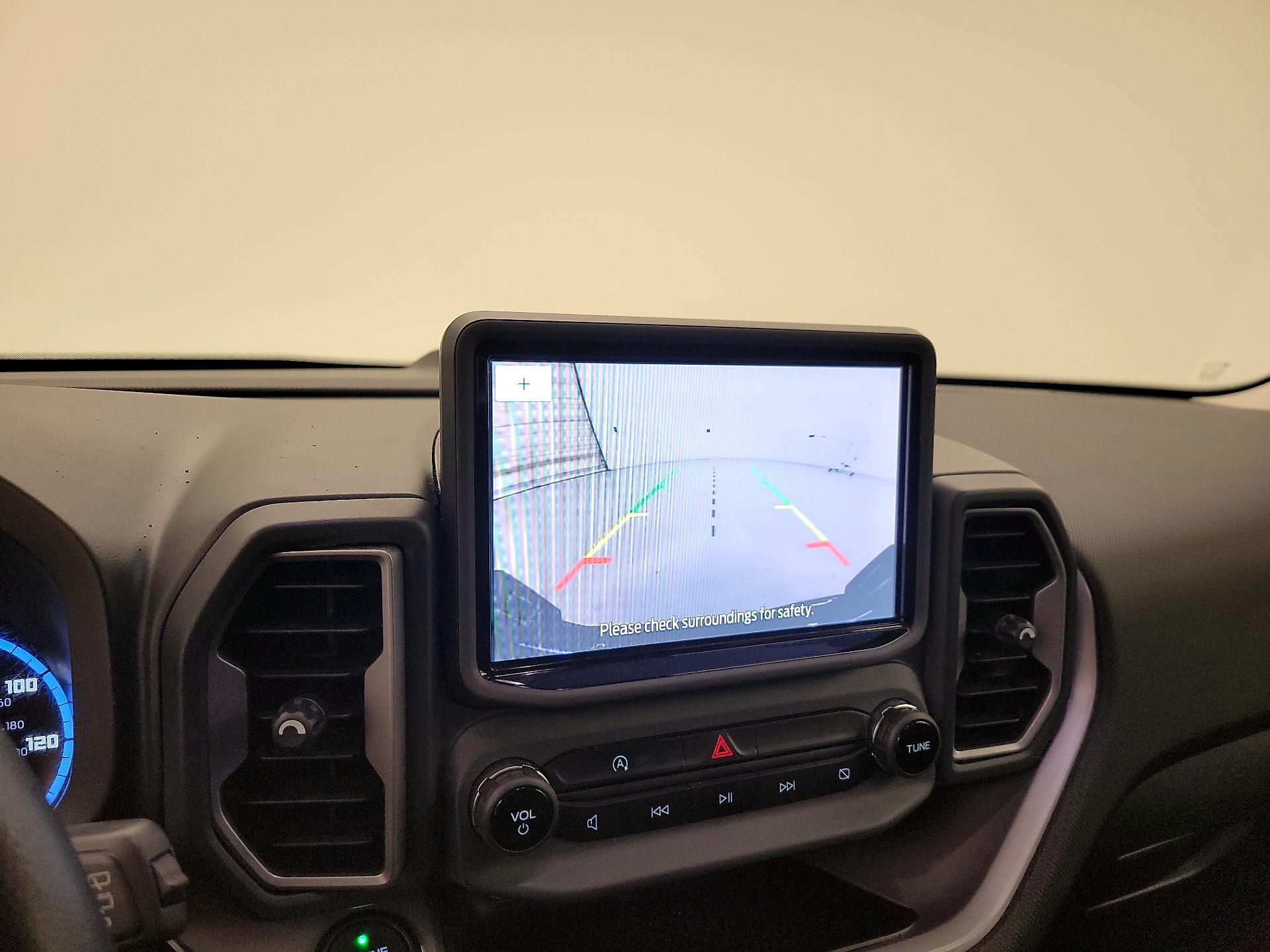 Thumbnail: 2021 Ford Bronco Sport - 15