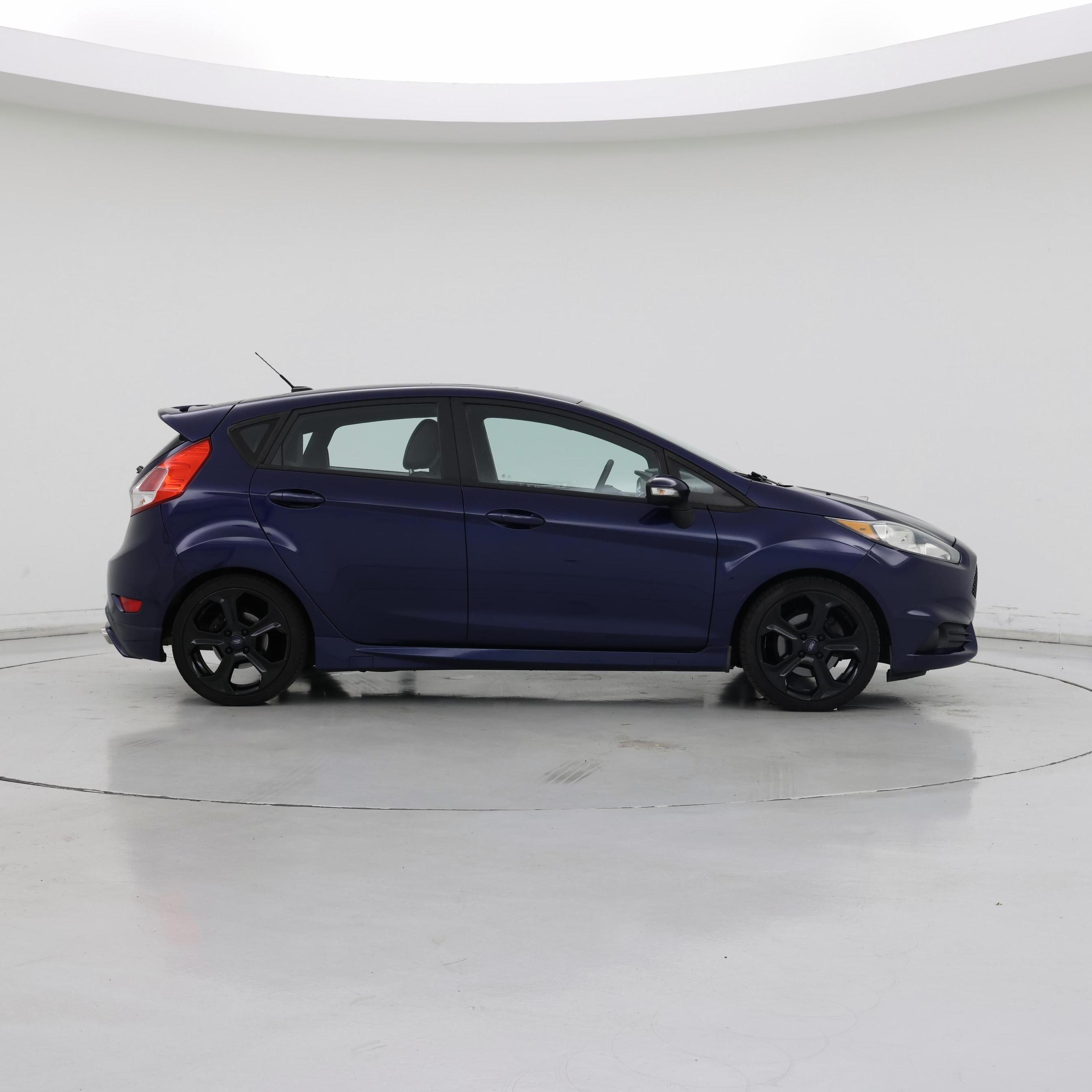 Thumbnail: 2016 Ford Fiesta - 7
