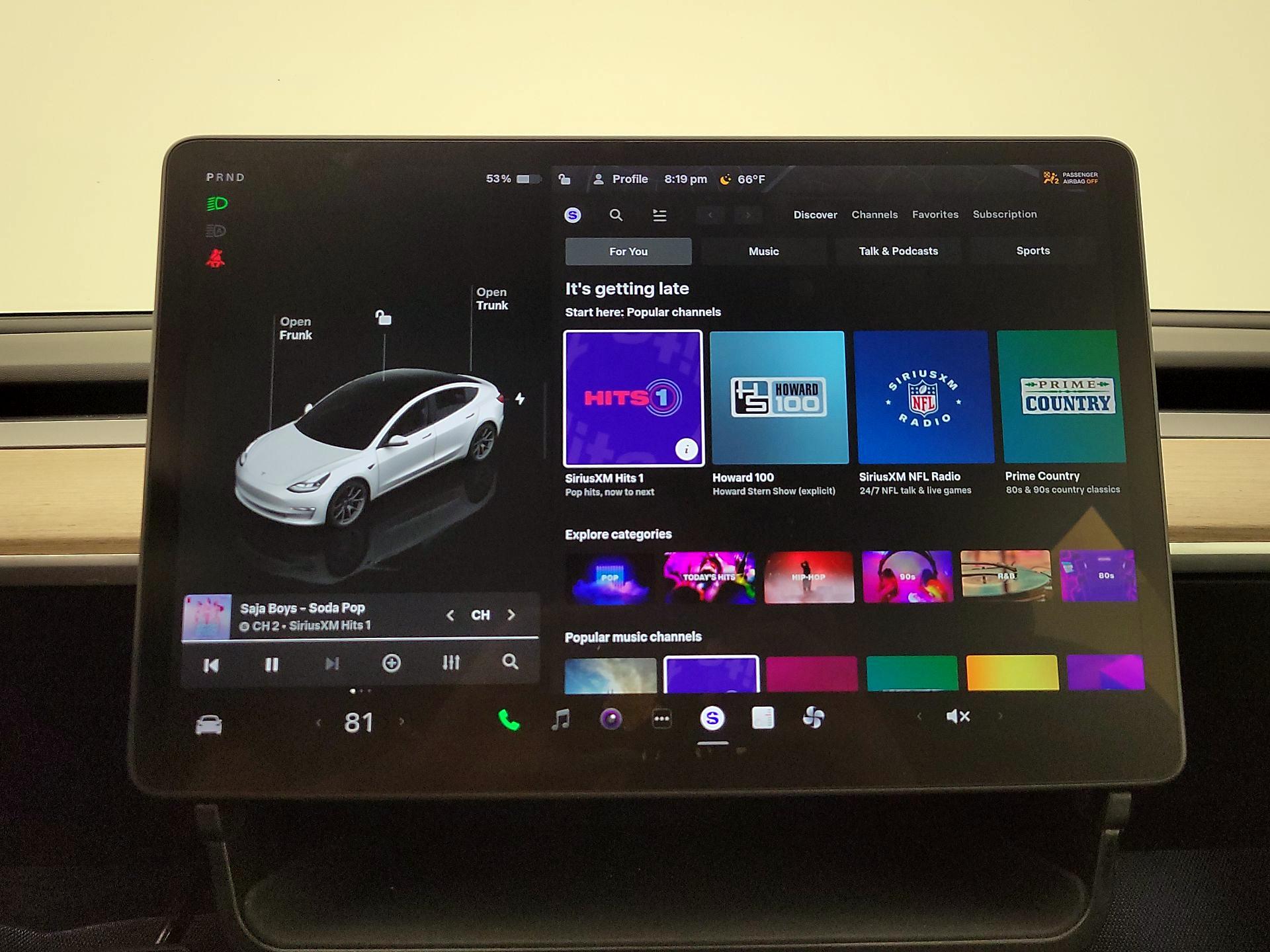 Thumbnail: 2022 Tesla Model 3 - 15