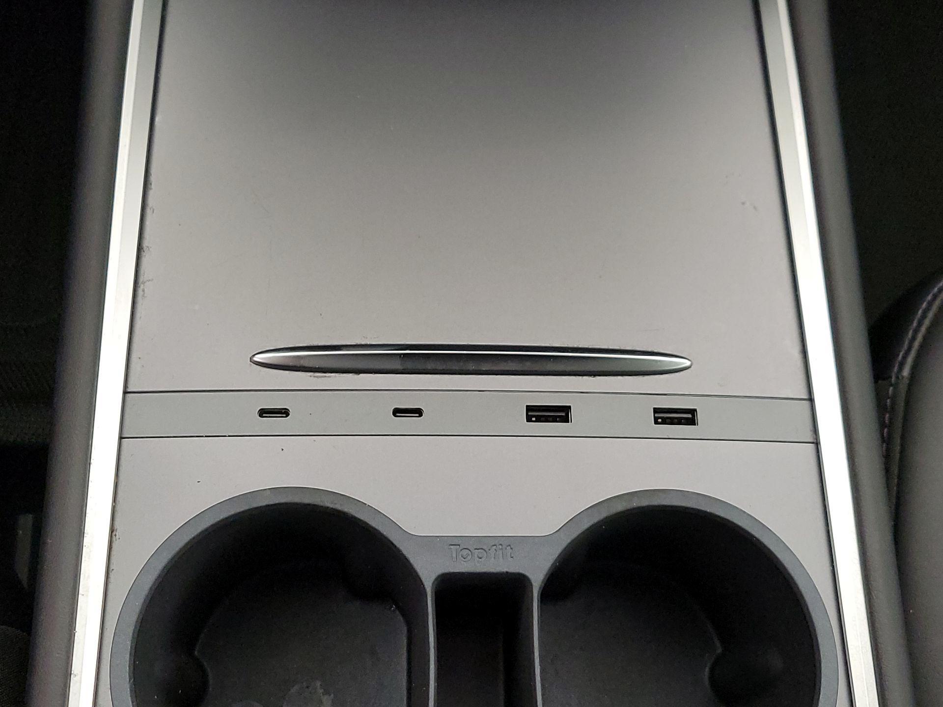 Thumbnail: 2022 Tesla Model 3 - 18