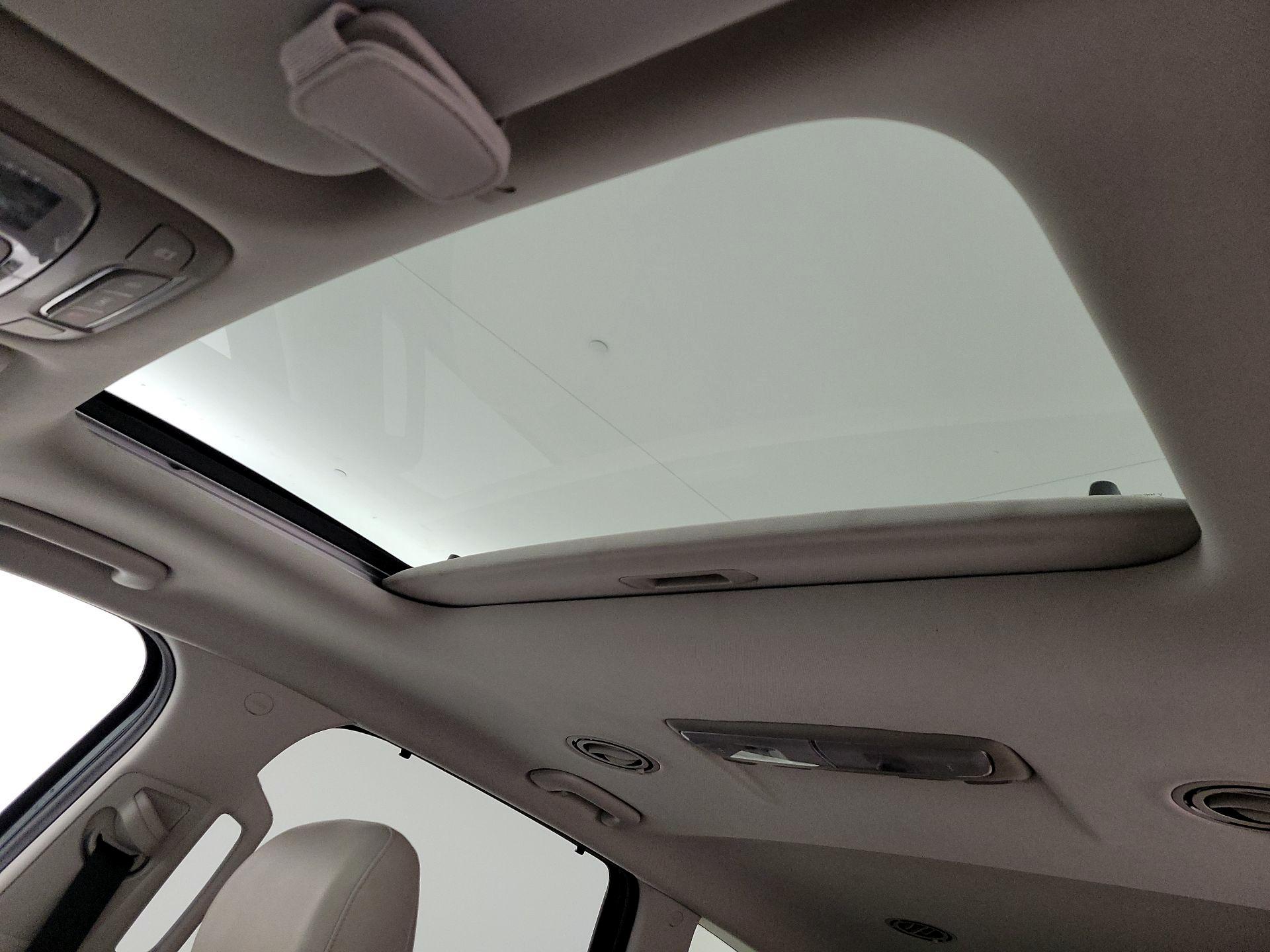 Thumbnail: 2020 Kia Telluride - 20