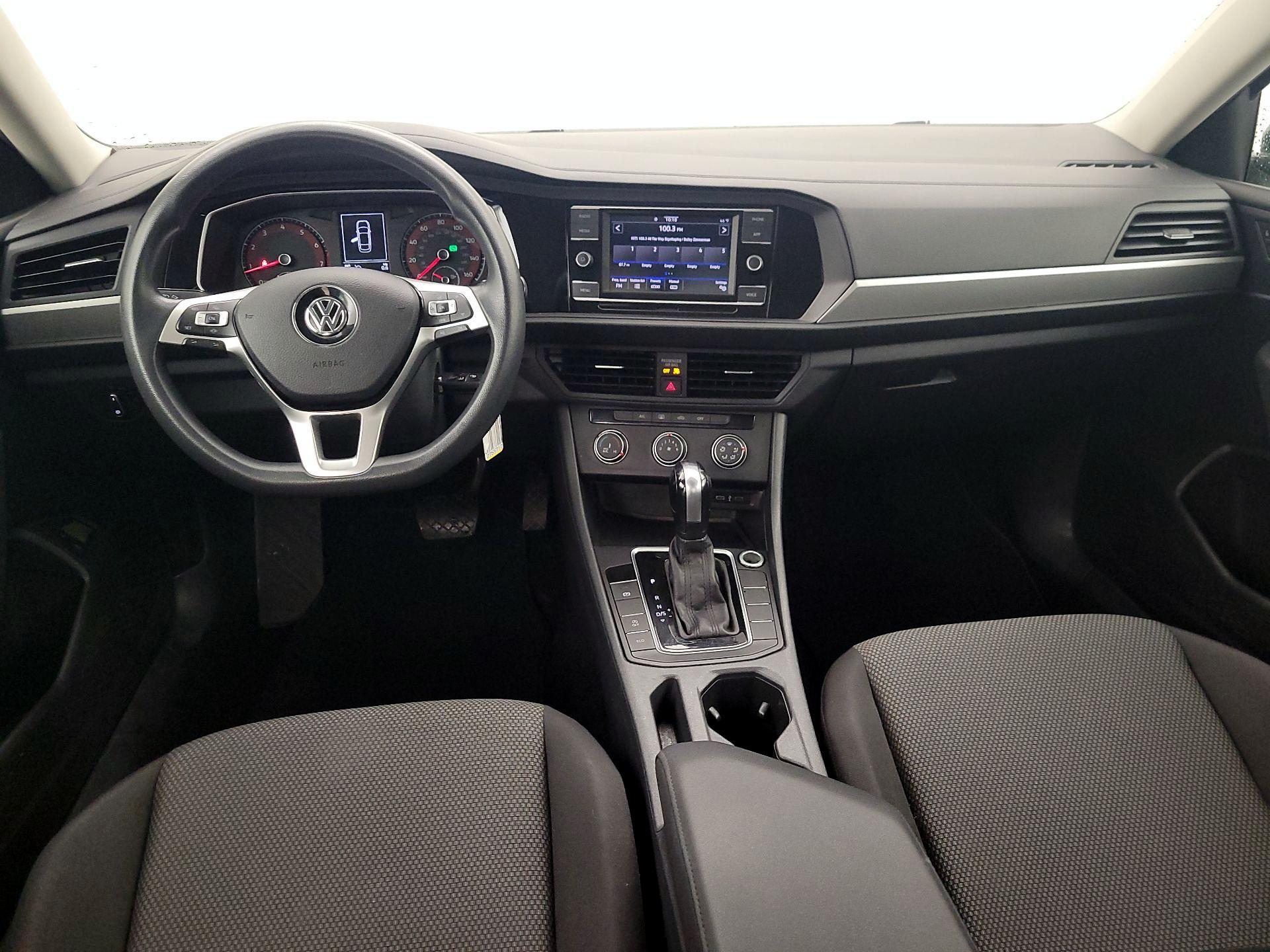 Thumbnail: 2021 Volkswagen Jetta - 9