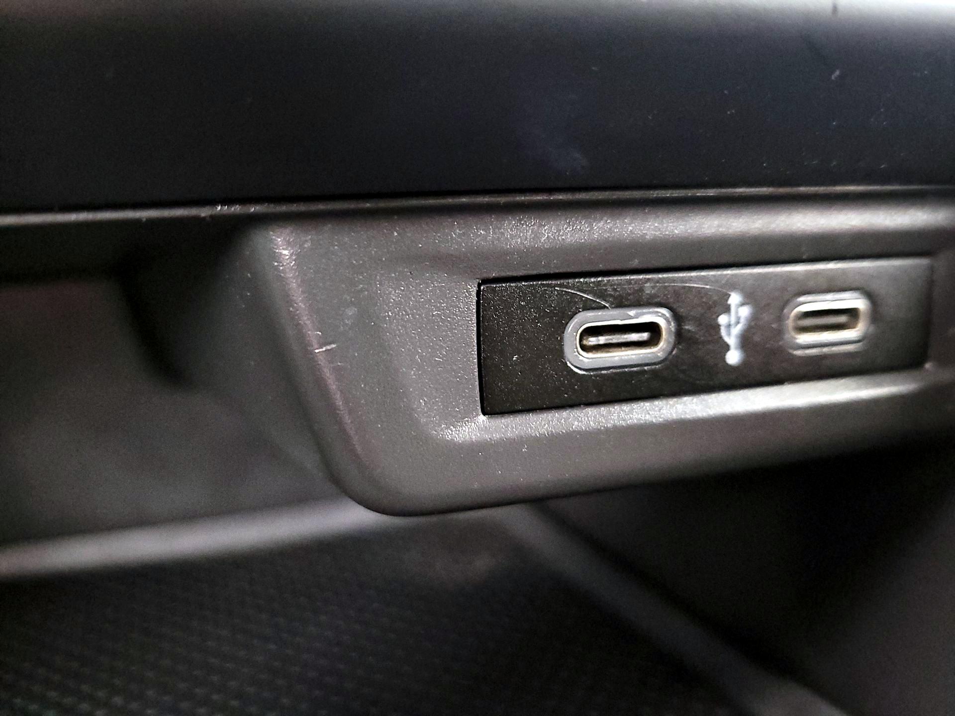 Thumbnail: 2021 Volkswagen Jetta - 17