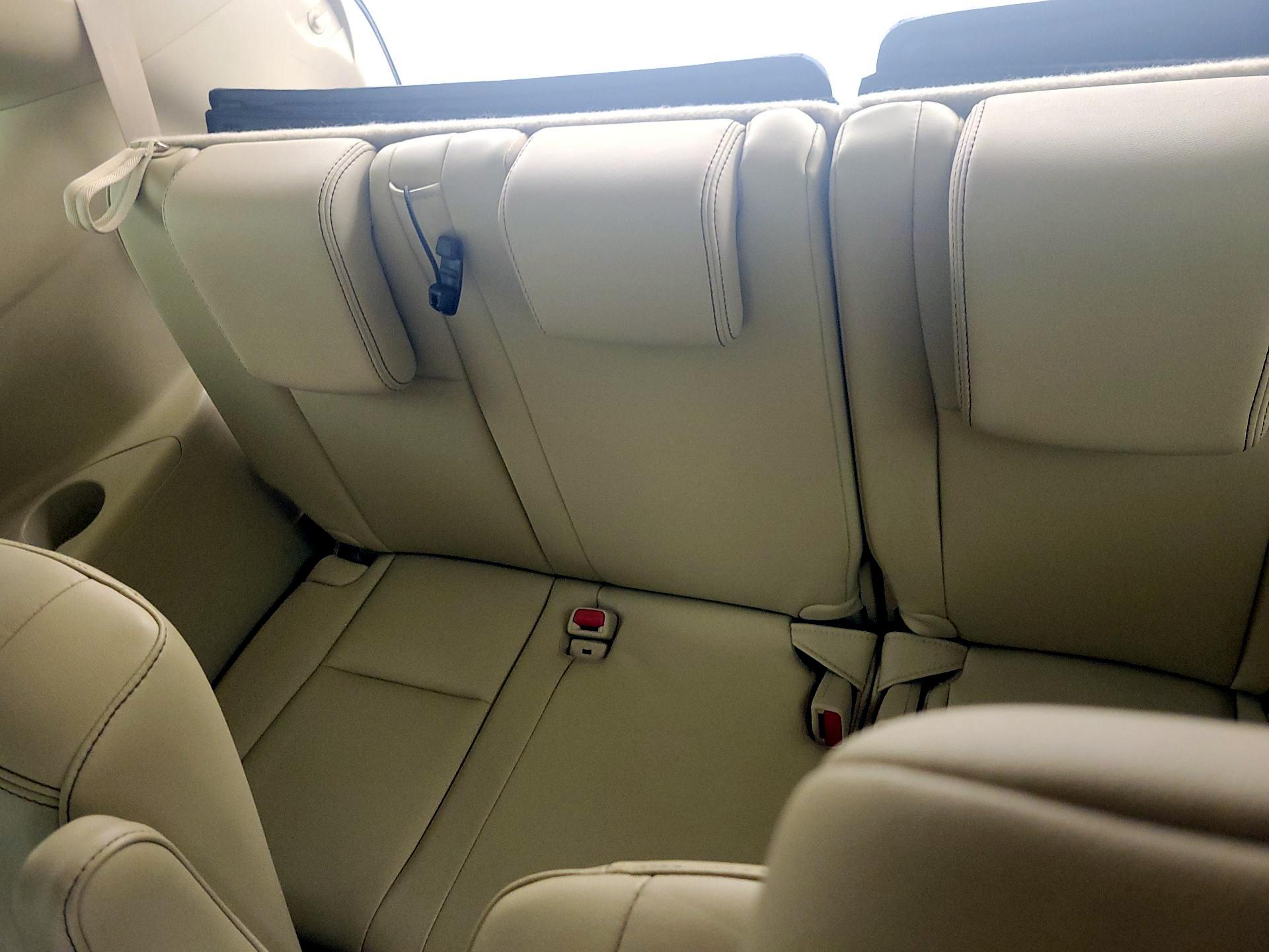 Thumbnail: 2016 Toyota Highlander - 19