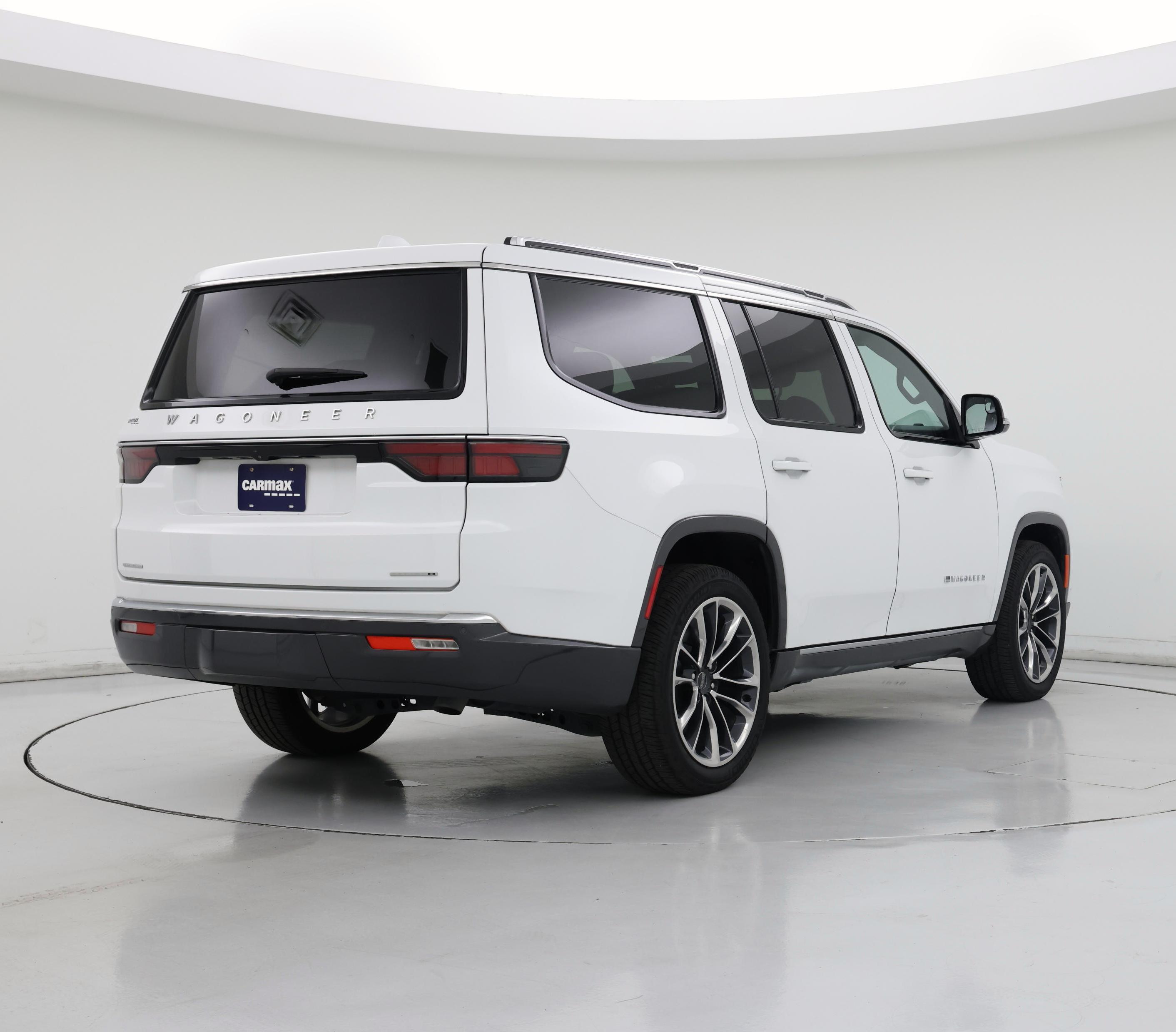 Thumbnail: 2022 Jeep Wagoneer - 8