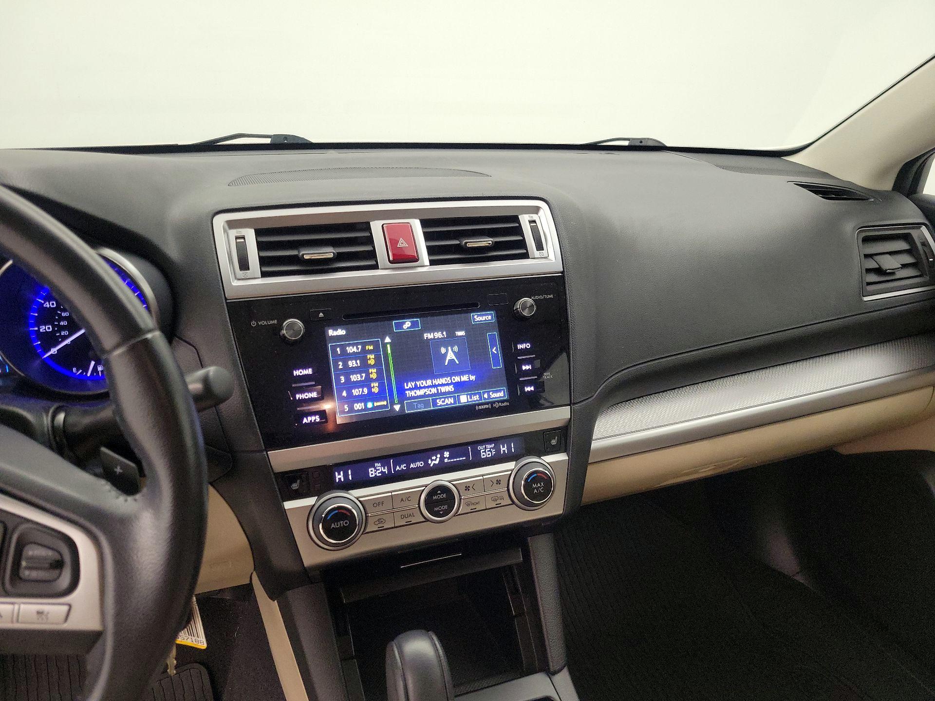 Thumbnail: 2016 Subaru Outback - 9