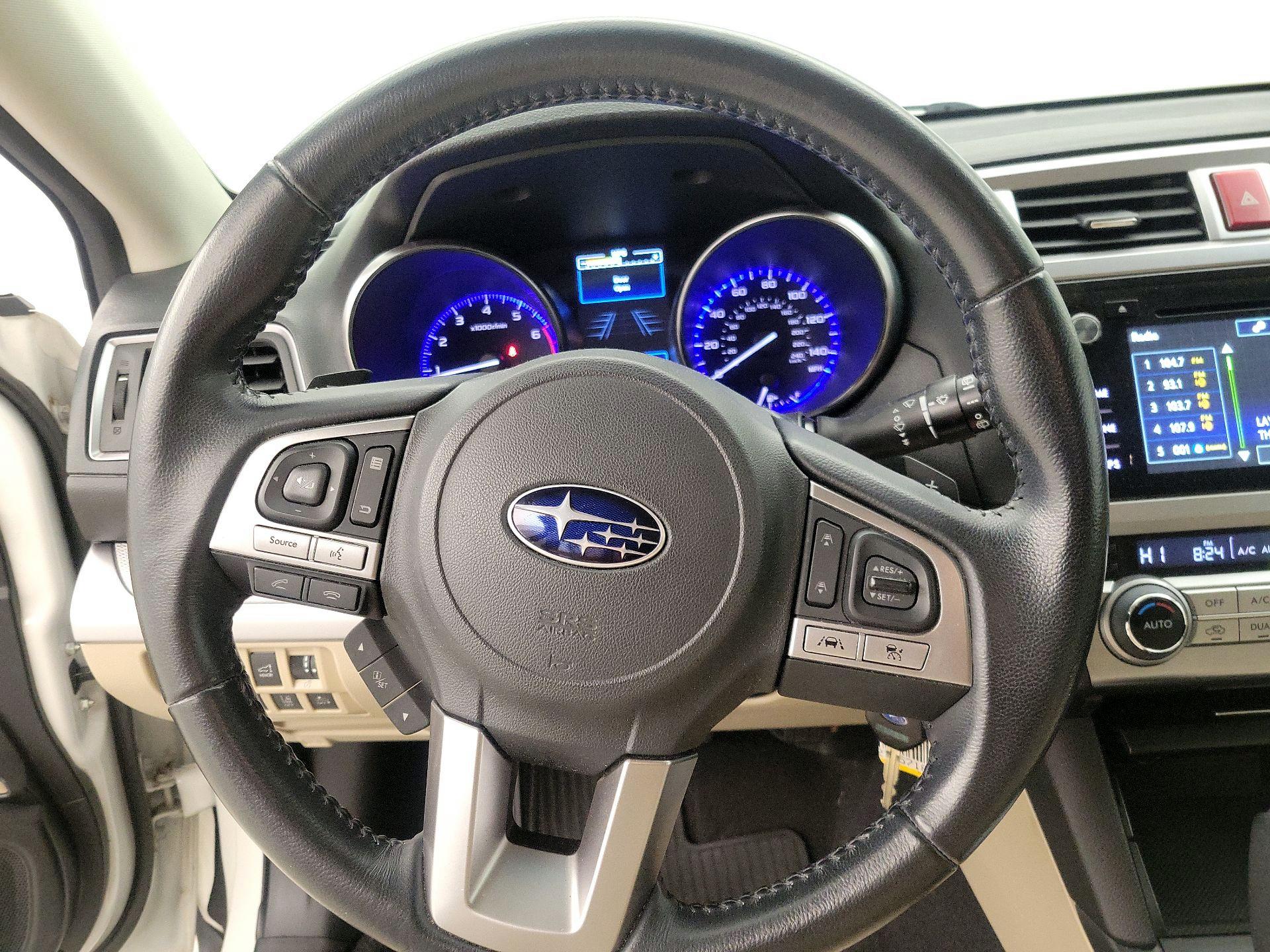 Thumbnail: 2016 Subaru Outback - 10