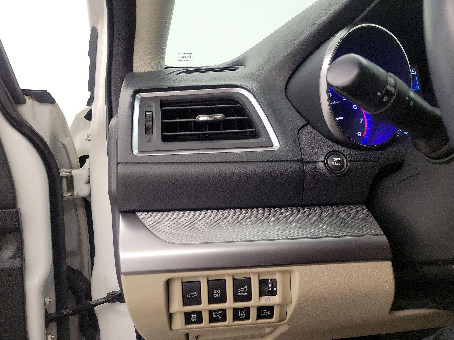 Thumbnail: 2016 Subaru Outback - 13
