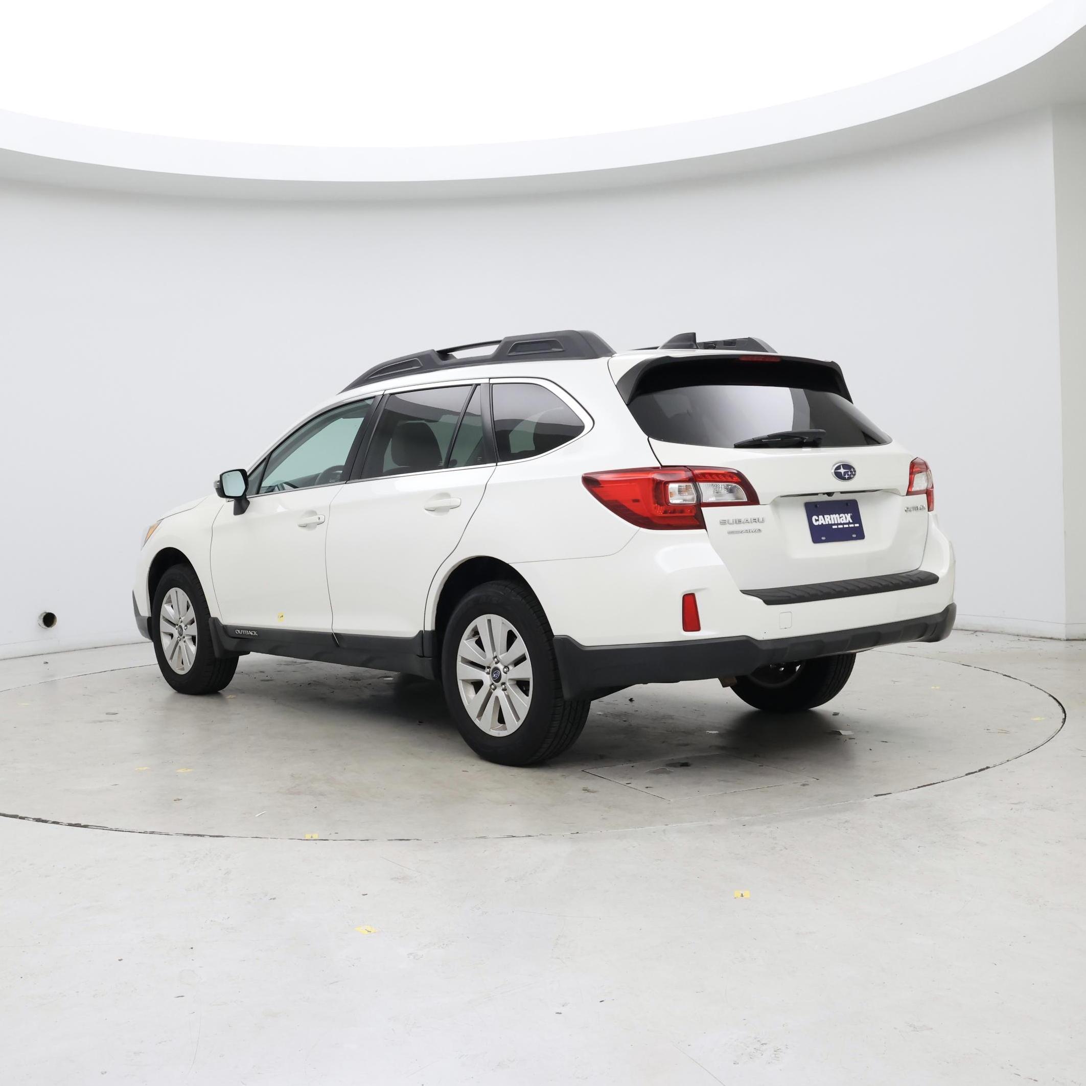 Thumbnail: 2016 Subaru Outback - 2