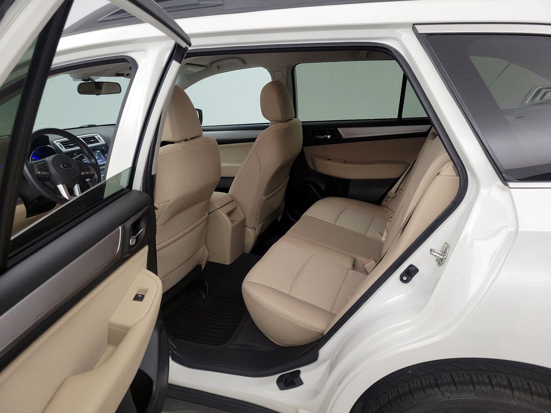 Thumbnail: 2016 Subaru Outback - 19