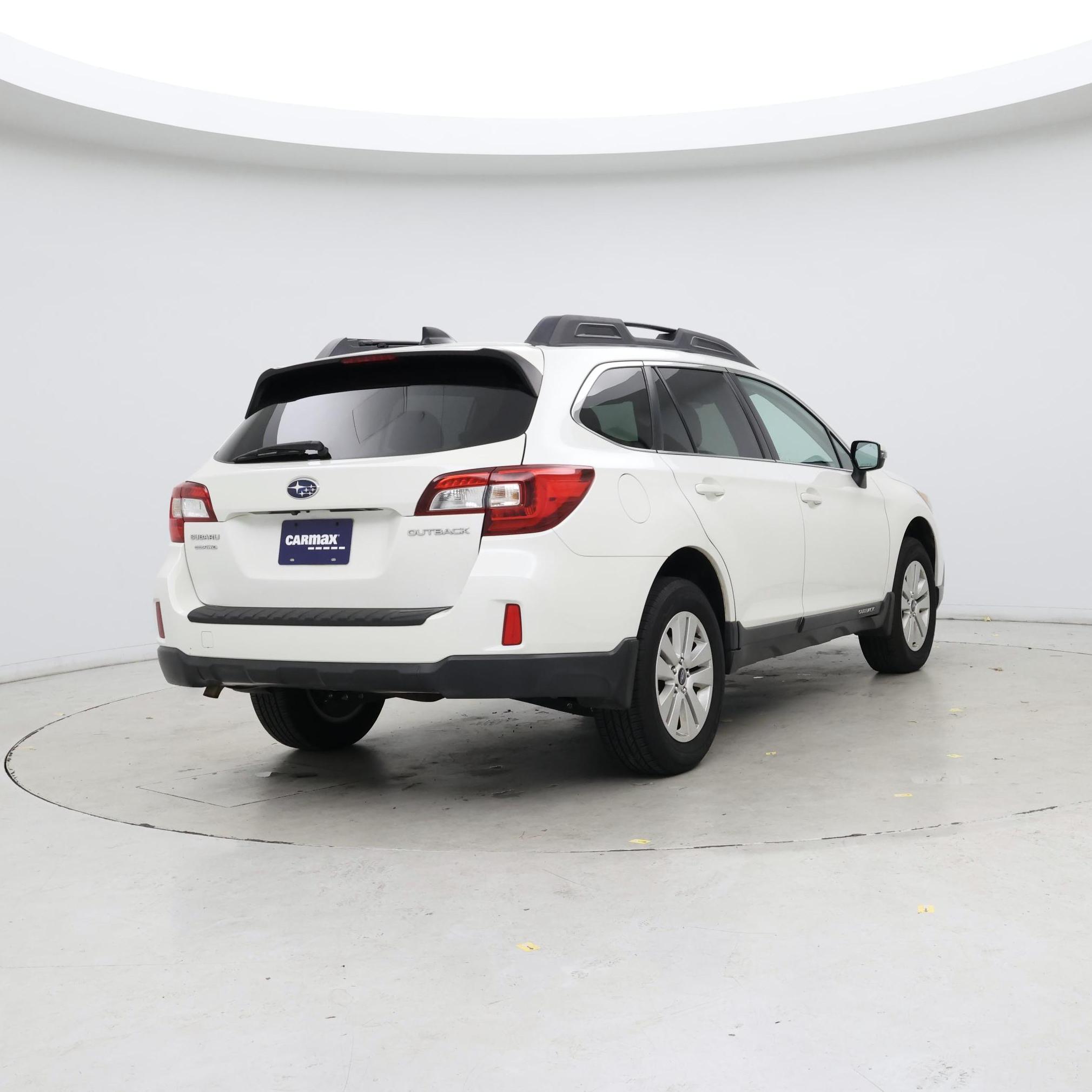 Thumbnail: 2016 Subaru Outback - 8