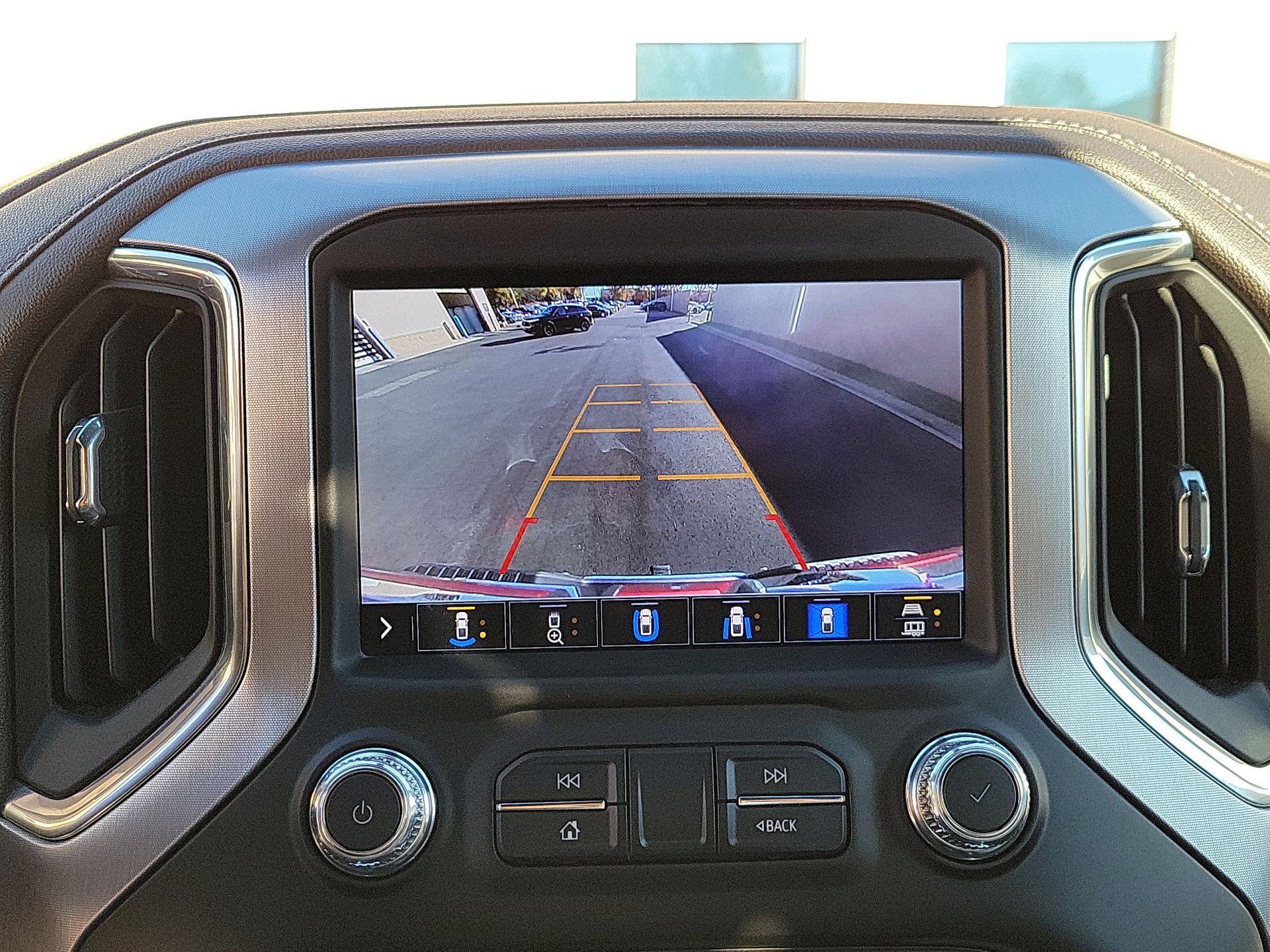 Thumbnail: 2022 GMC Sierra 3500 - 13