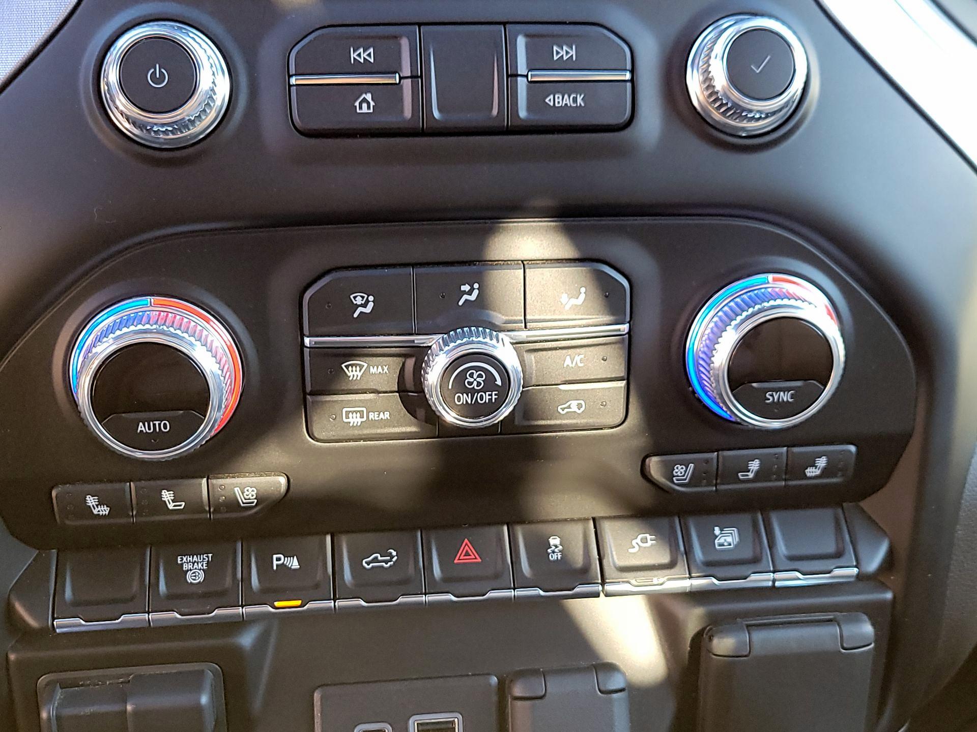 Thumbnail: 2022 GMC Sierra 3500 - 15