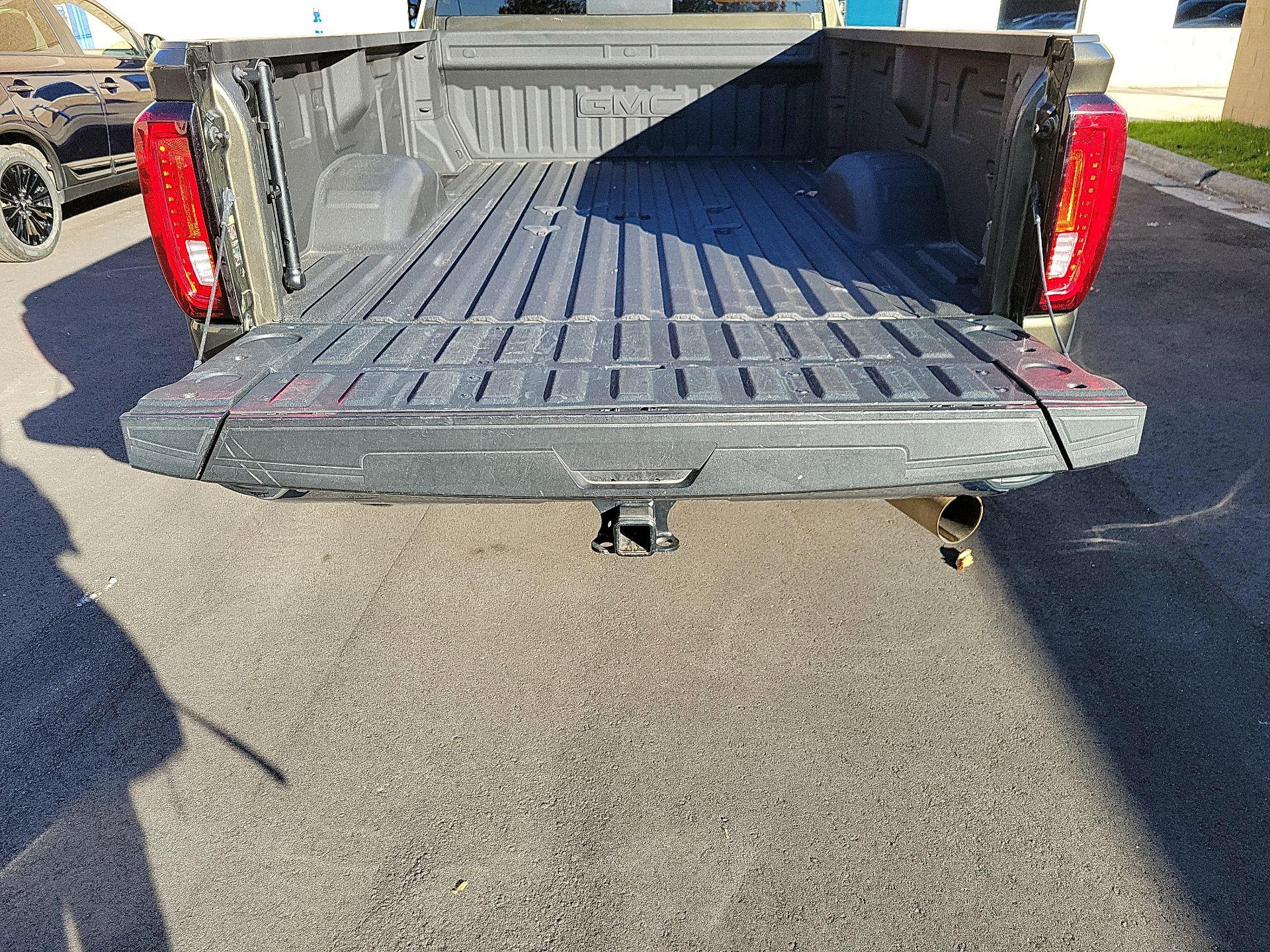 Thumbnail: 2022 GMC Sierra 3500 - 20