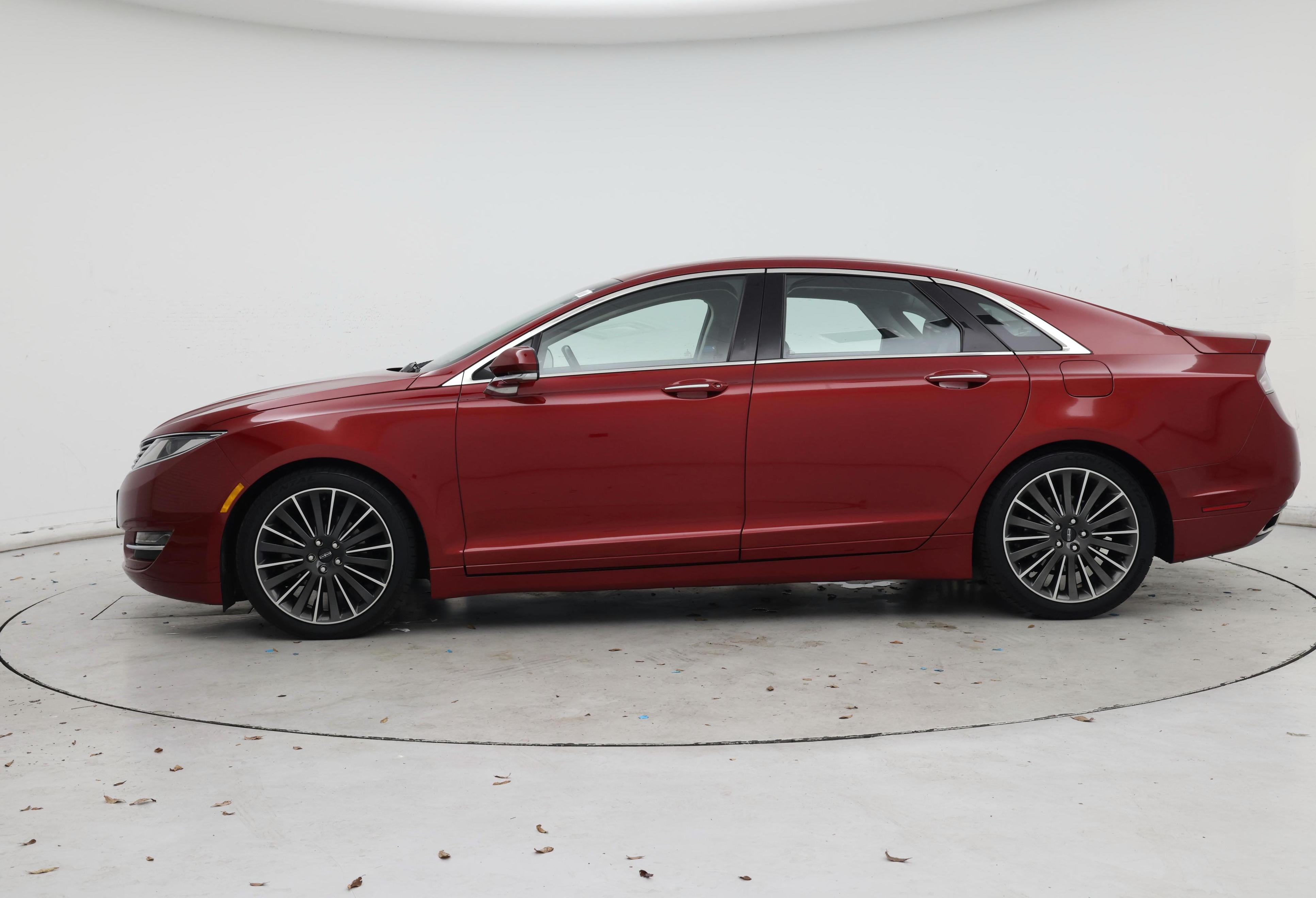 Thumbnail: 2016 Lincoln MKZ - 3