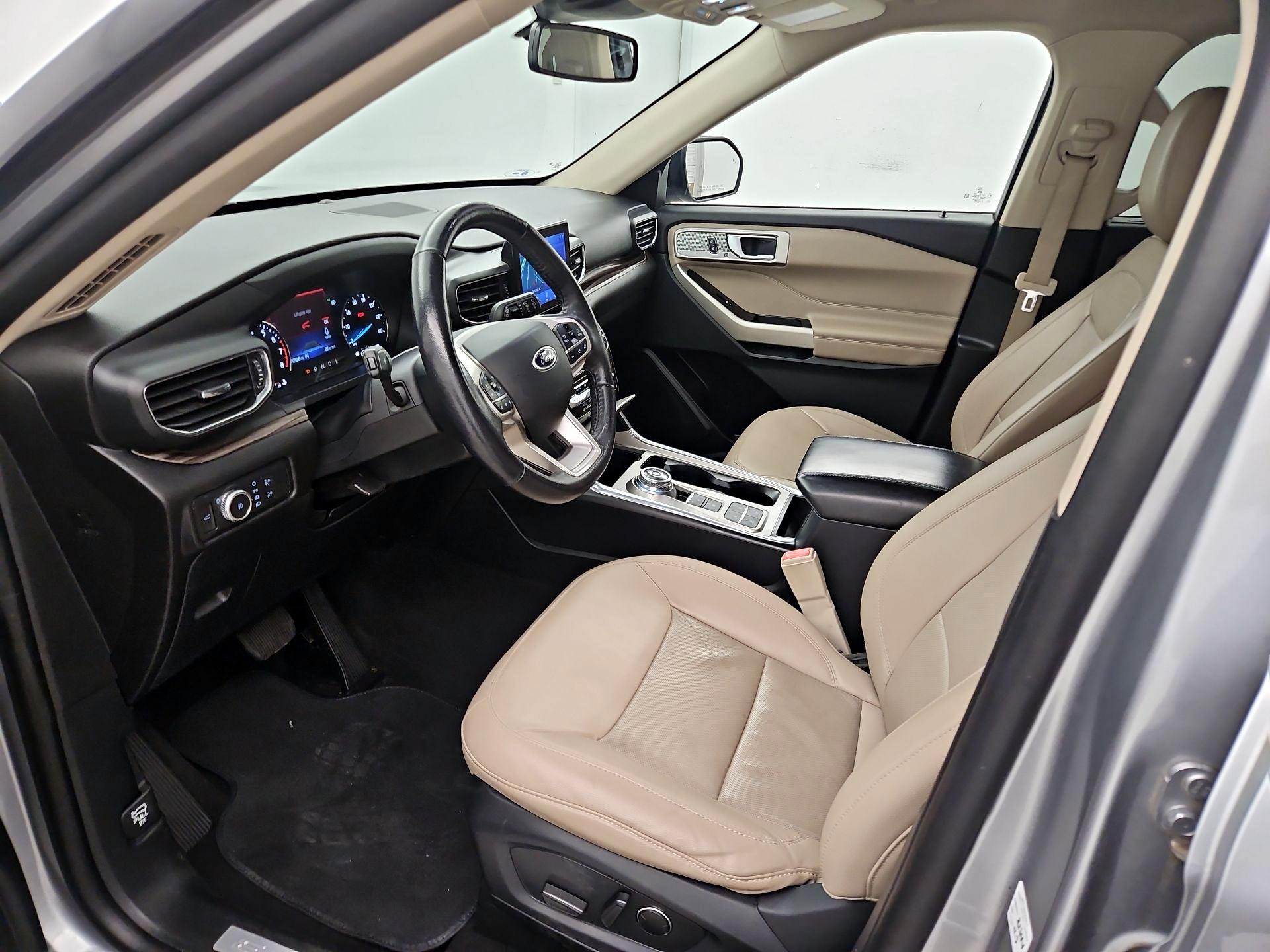 Thumbnail: 2021 Ford Explorer - 11