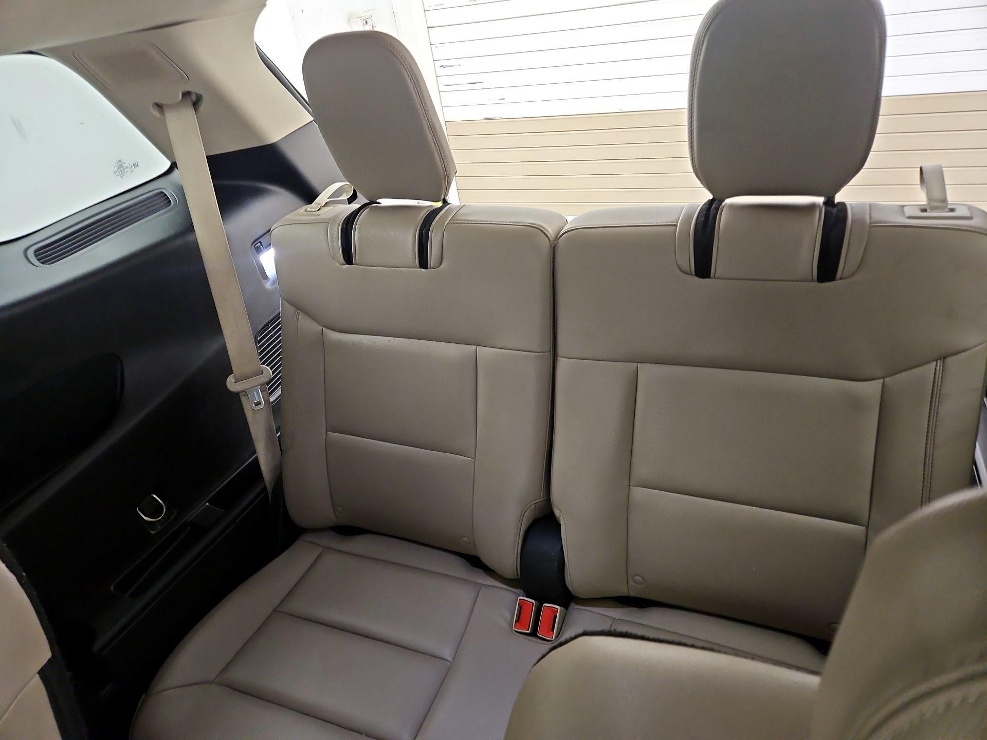 Thumbnail: 2021 Ford Explorer - 20