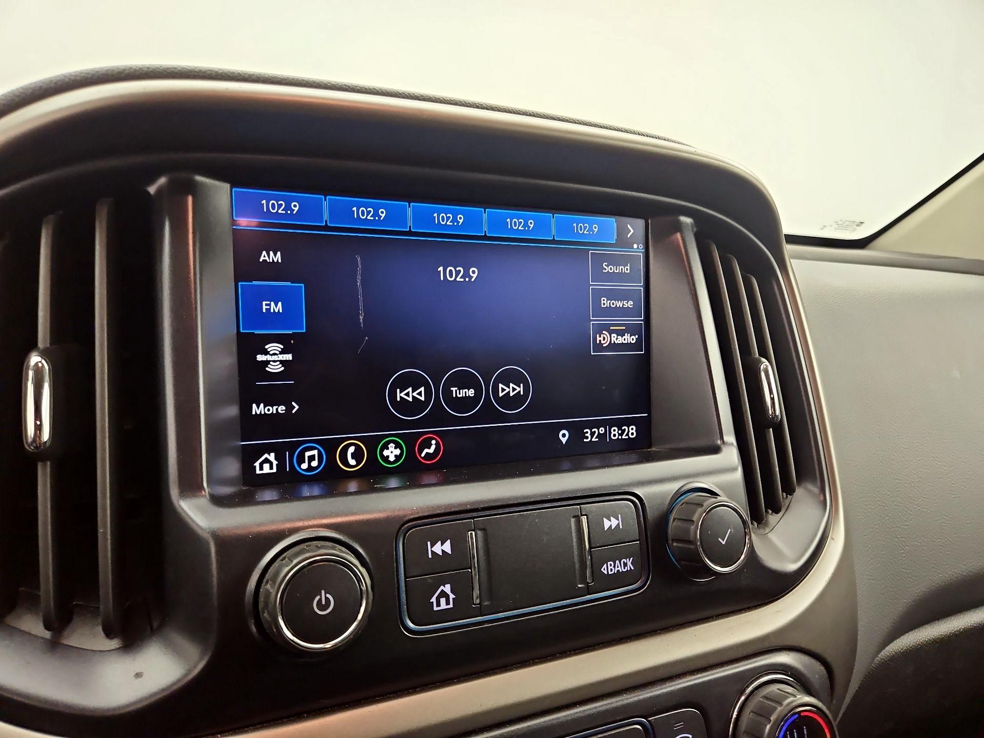 Thumbnail: 2019 Chevrolet Colorado - 15