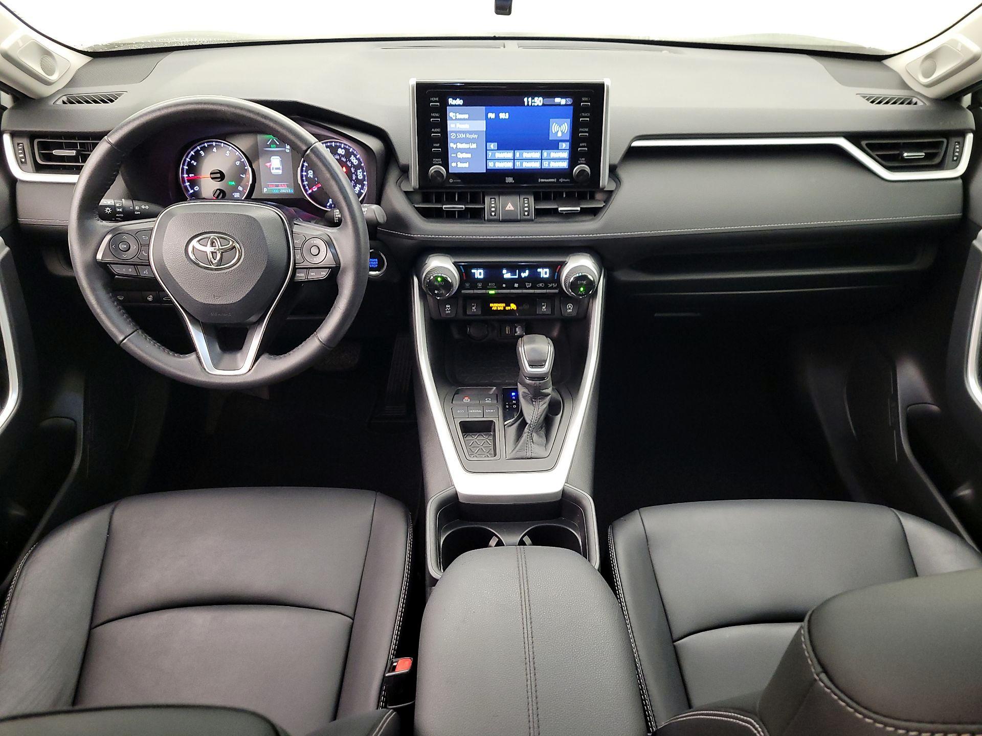 Thumbnail: 2021 Toyota RAV4 - 9