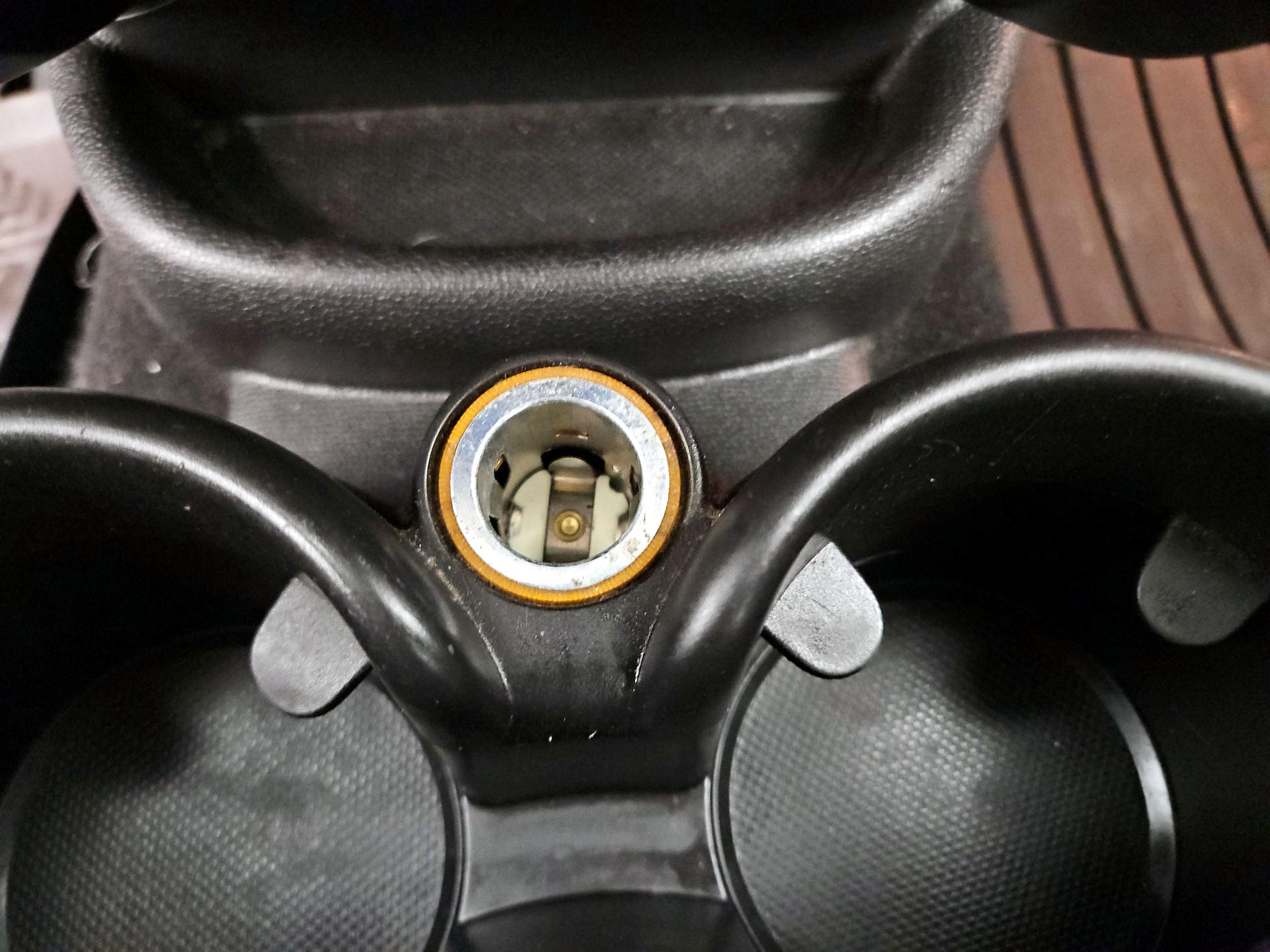 Thumbnail: 2016 MINI Cooper Countryman - 17