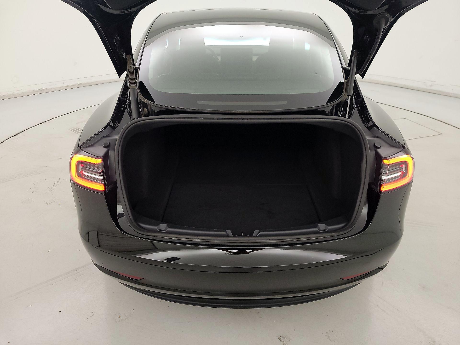 Thumbnail: 2023 Tesla Model 3 - 20
