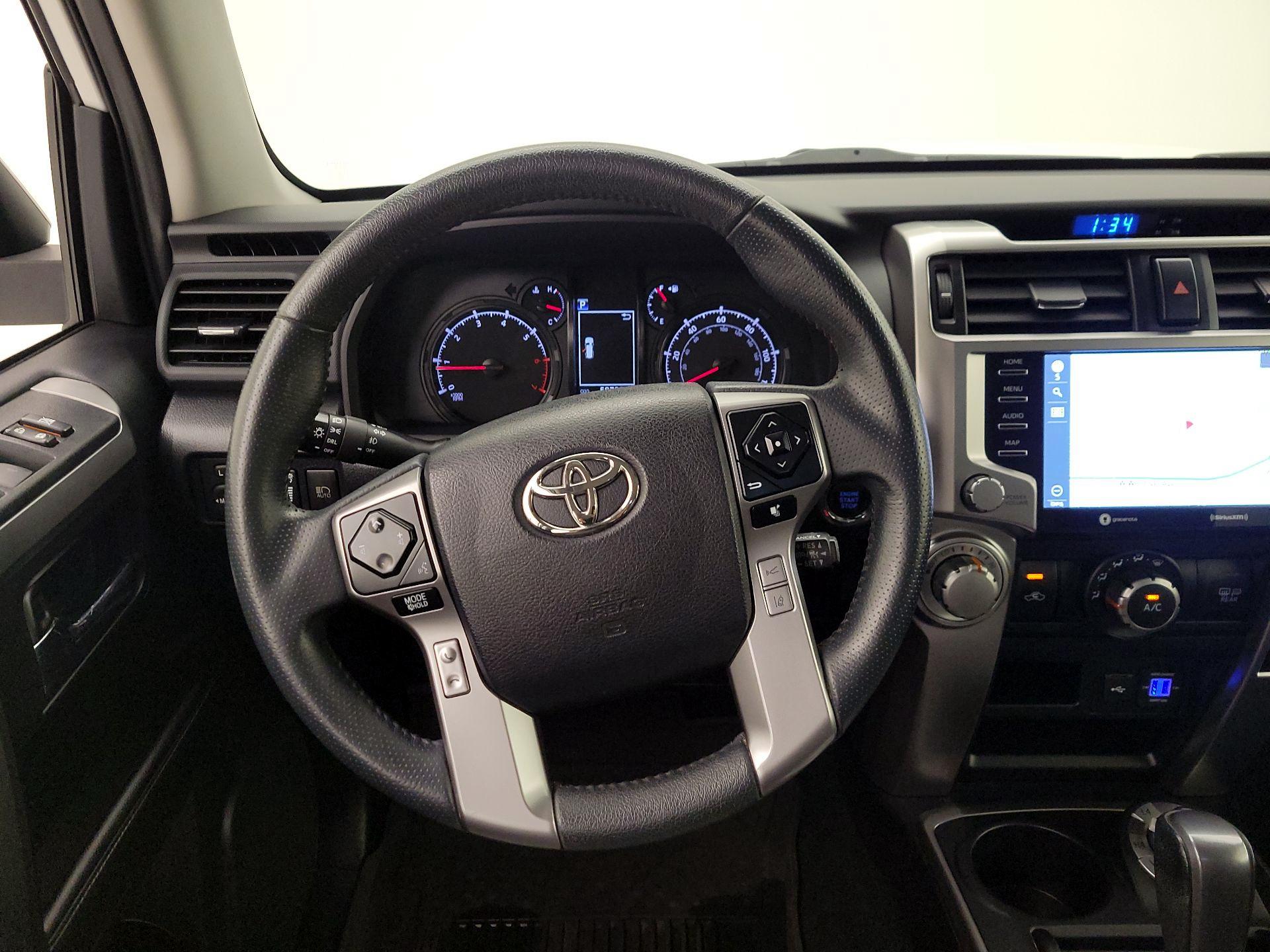 Thumbnail: 2021 Toyota 4Runner - 10