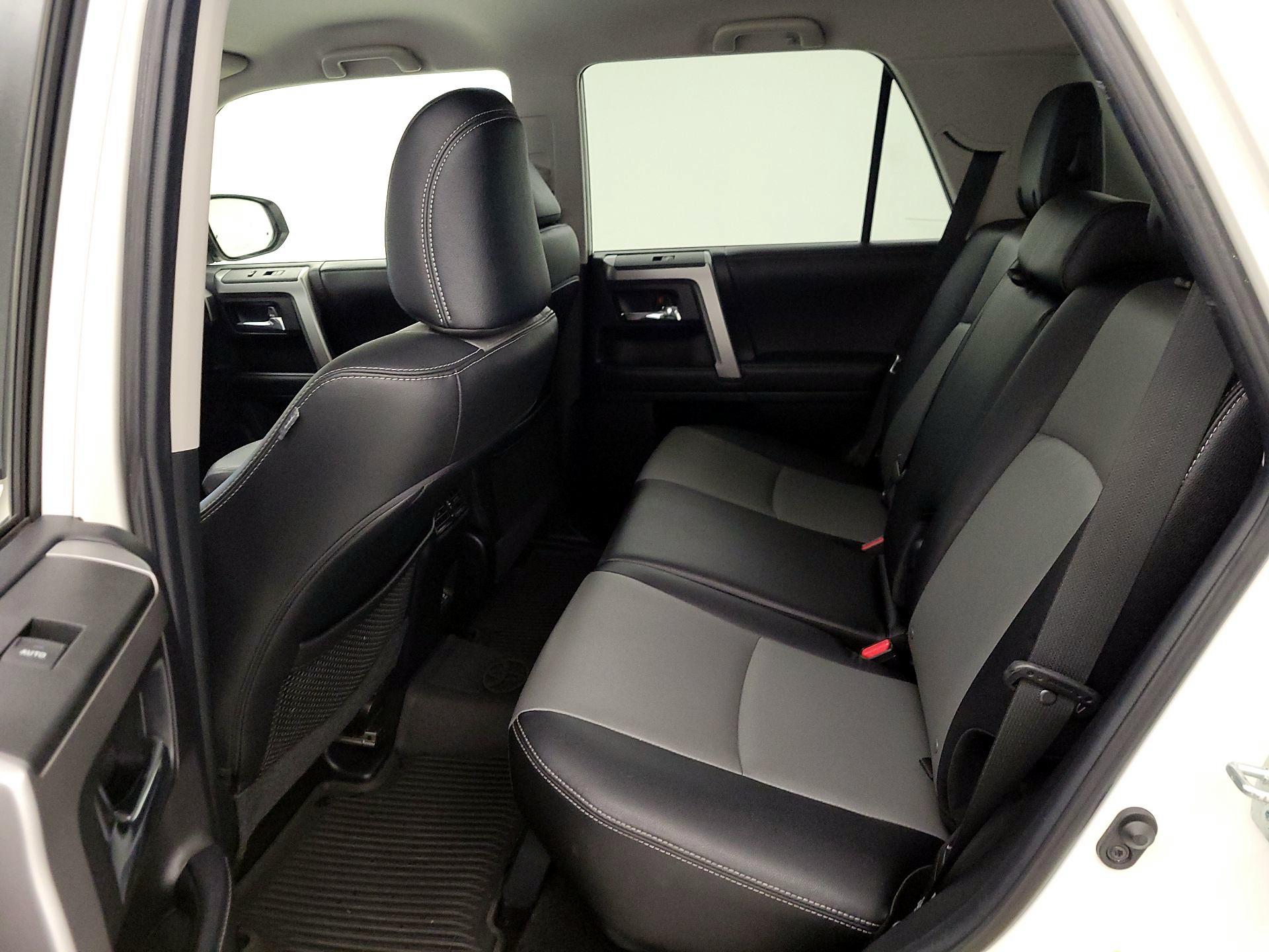 Thumbnail: 2021 Toyota 4Runner - 20