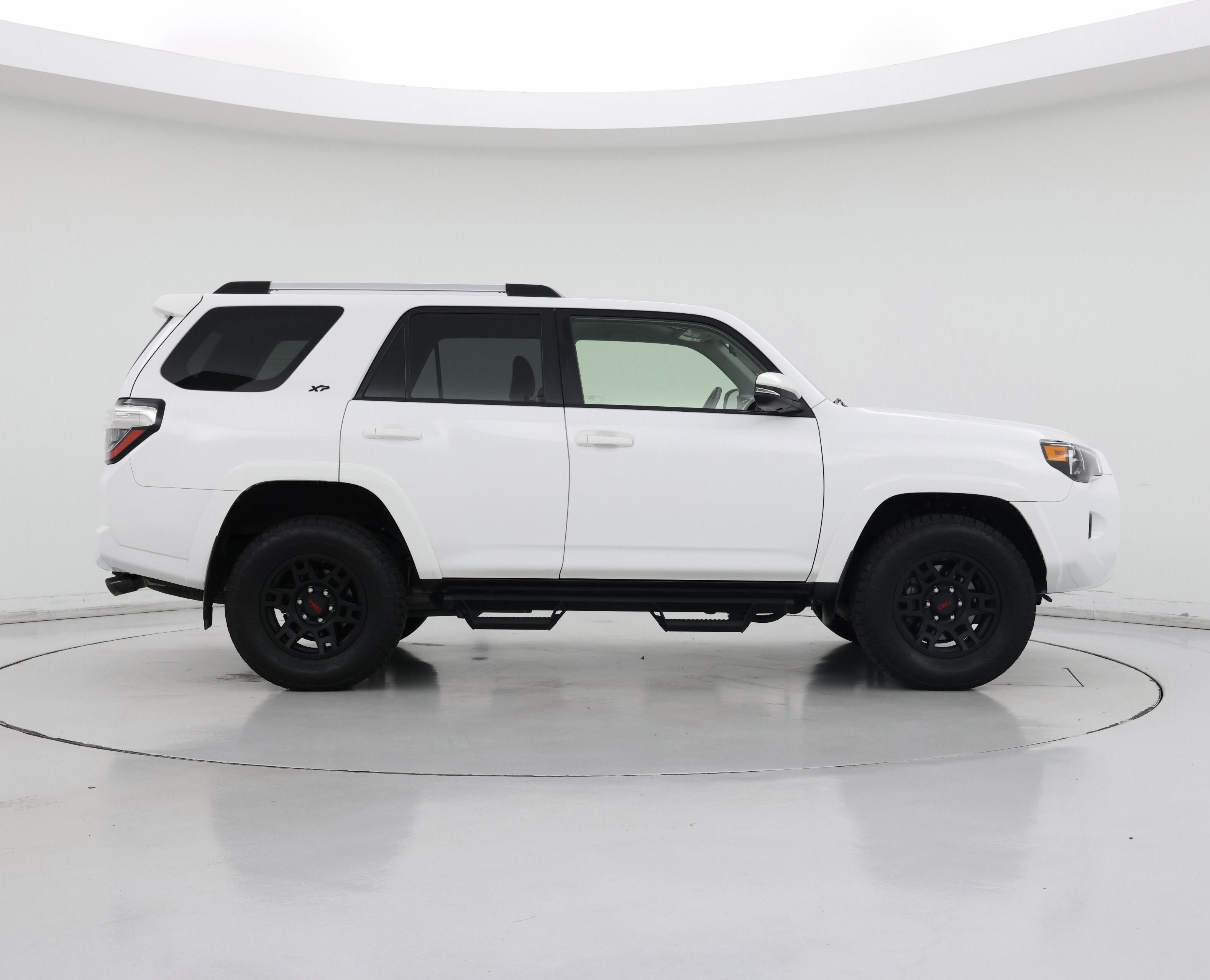 Thumbnail: 2021 Toyota 4Runner - 7