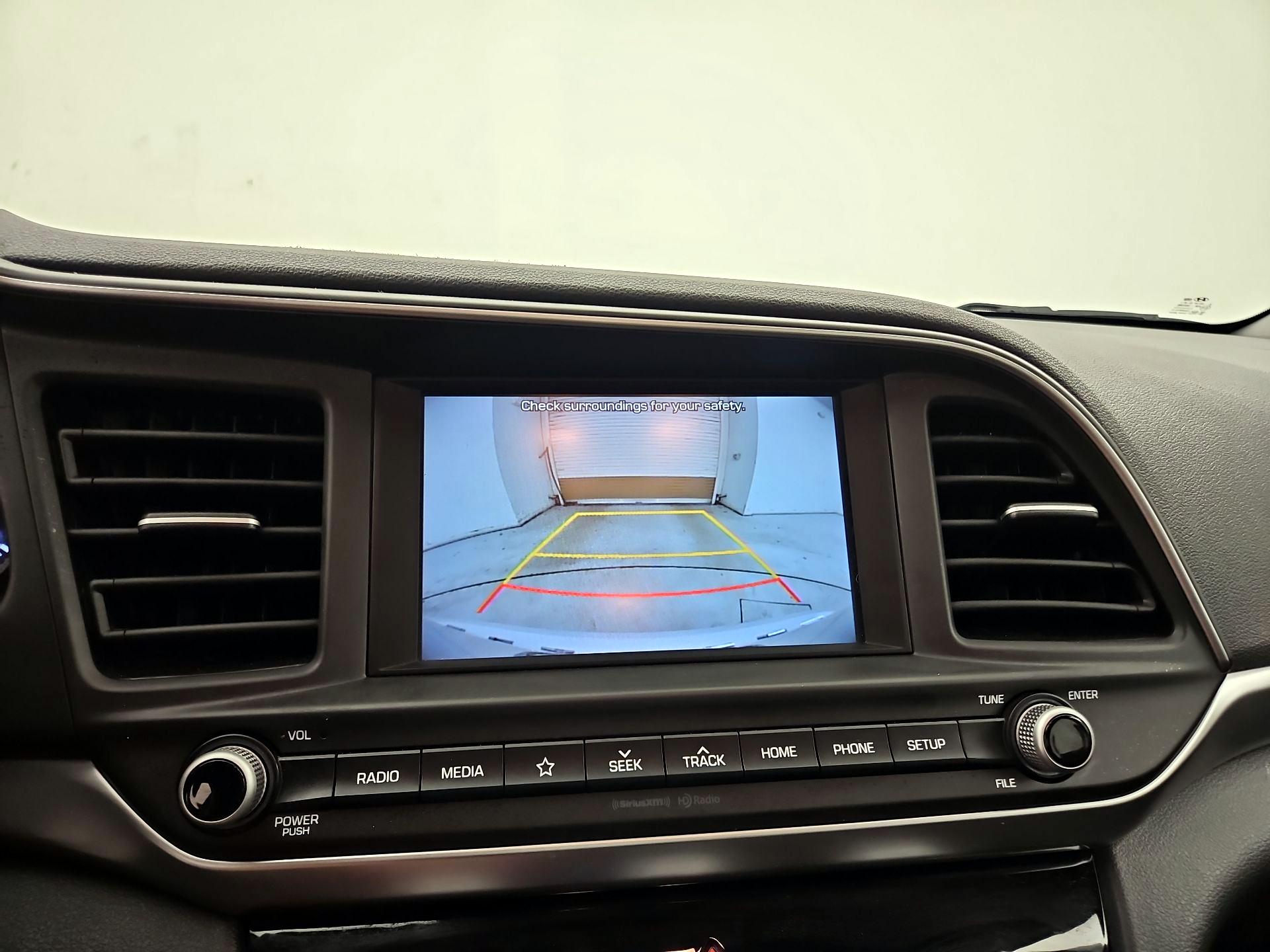 Thumbnail: 2019 Hyundai Elantra - 14