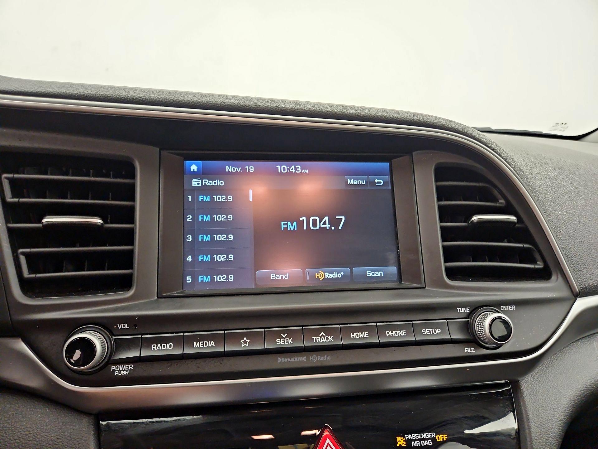 Thumbnail: 2019 Hyundai Elantra - 15