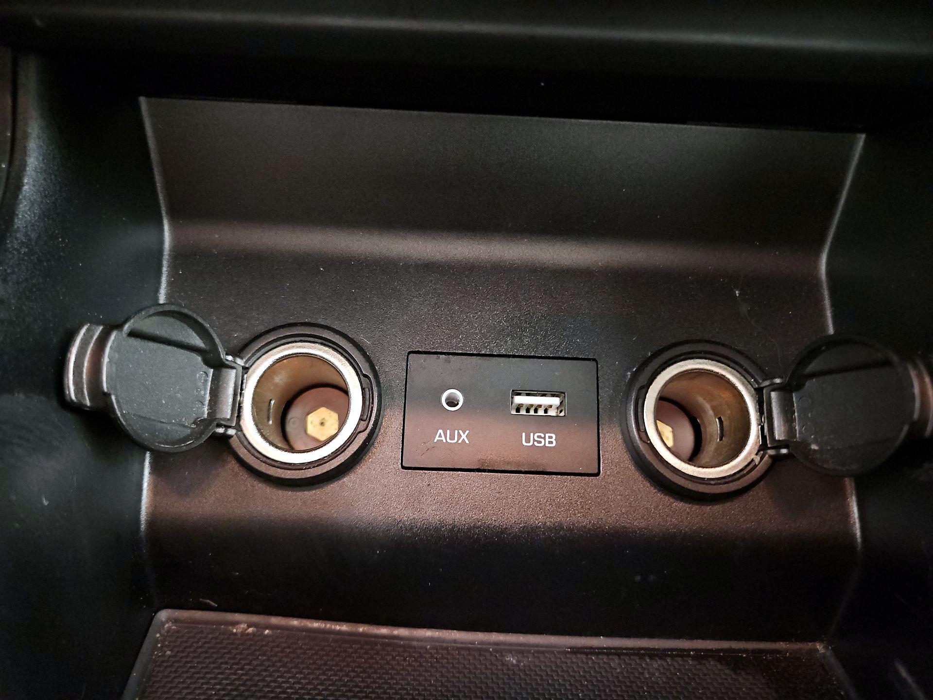 Thumbnail: 2019 Hyundai Elantra - 18