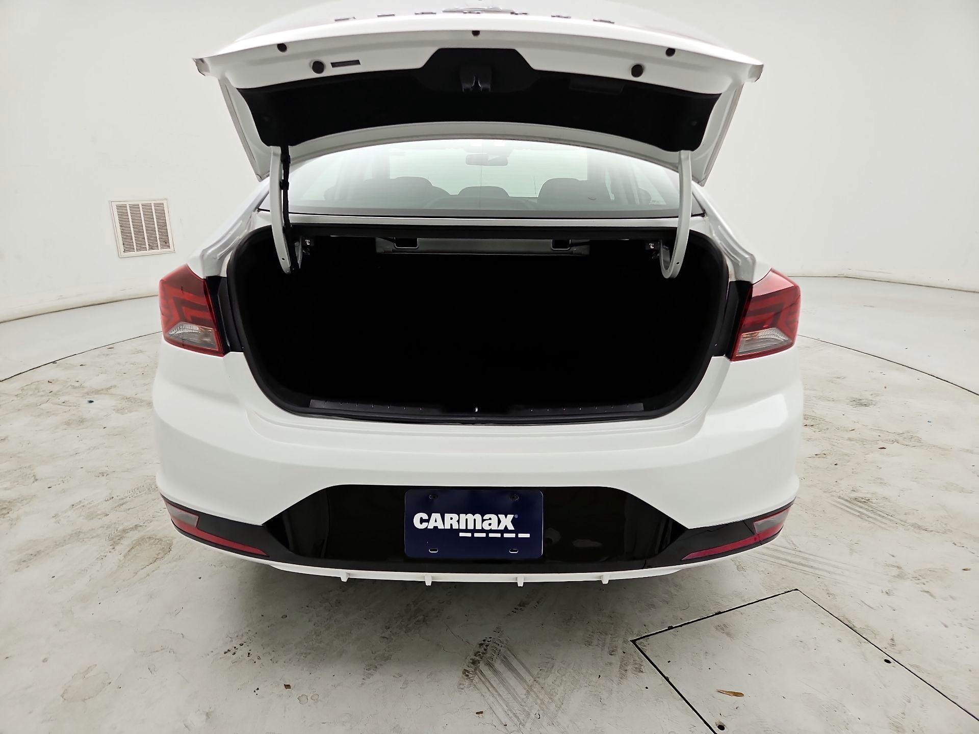 Thumbnail: 2019 Hyundai Elantra - 20