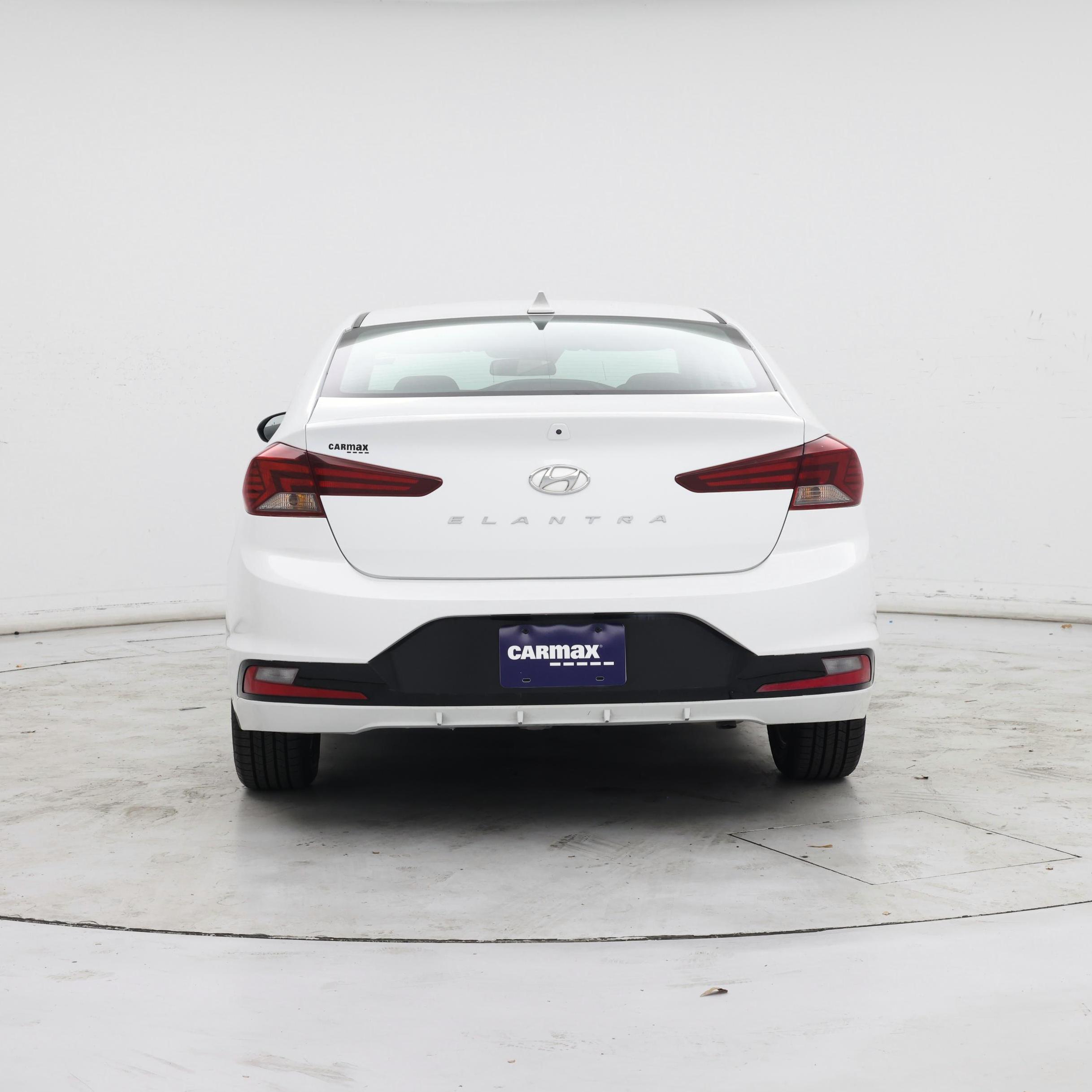 Thumbnail: 2019 Hyundai Elantra - 6