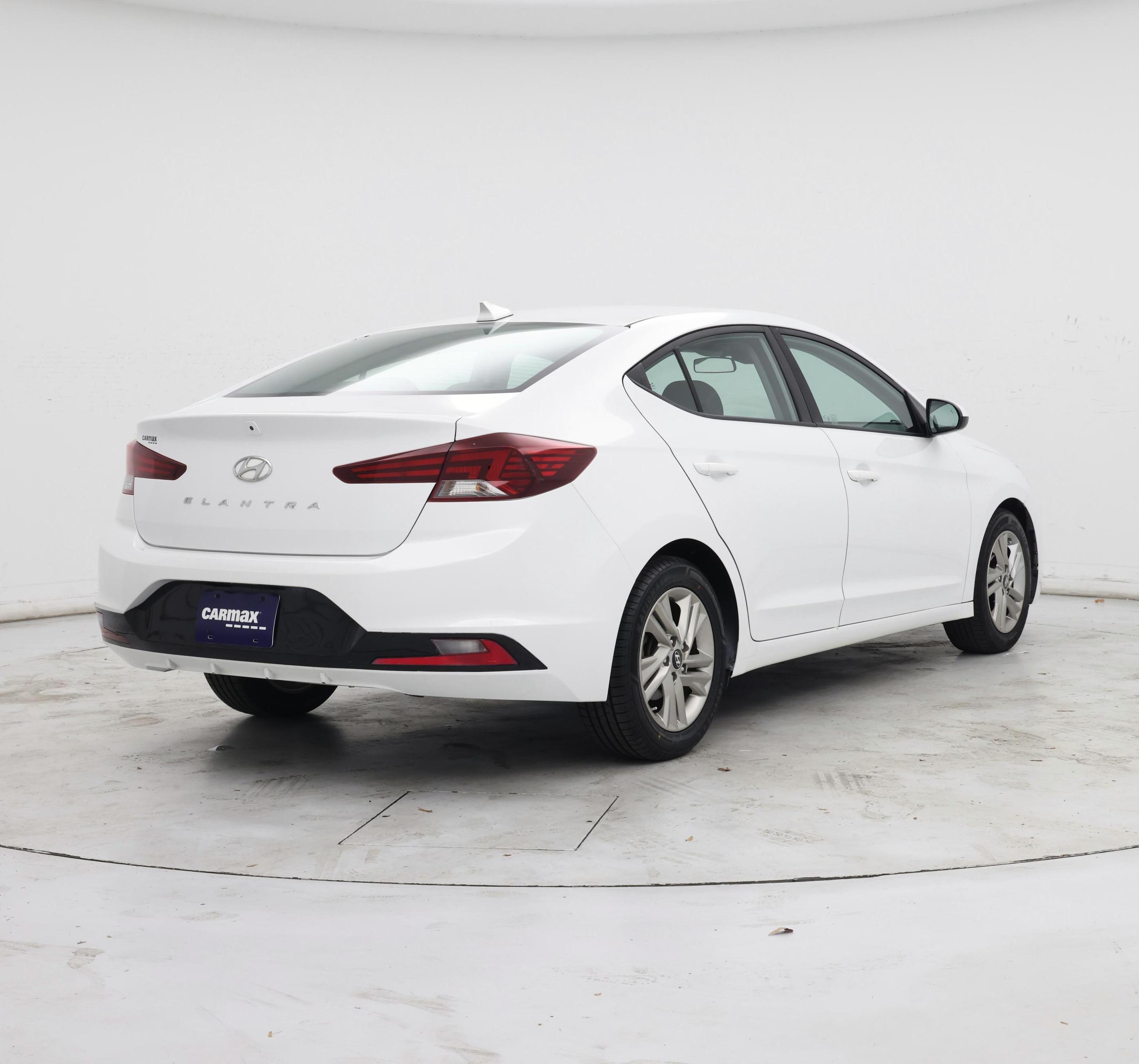 Thumbnail: 2019 Hyundai Elantra - 8