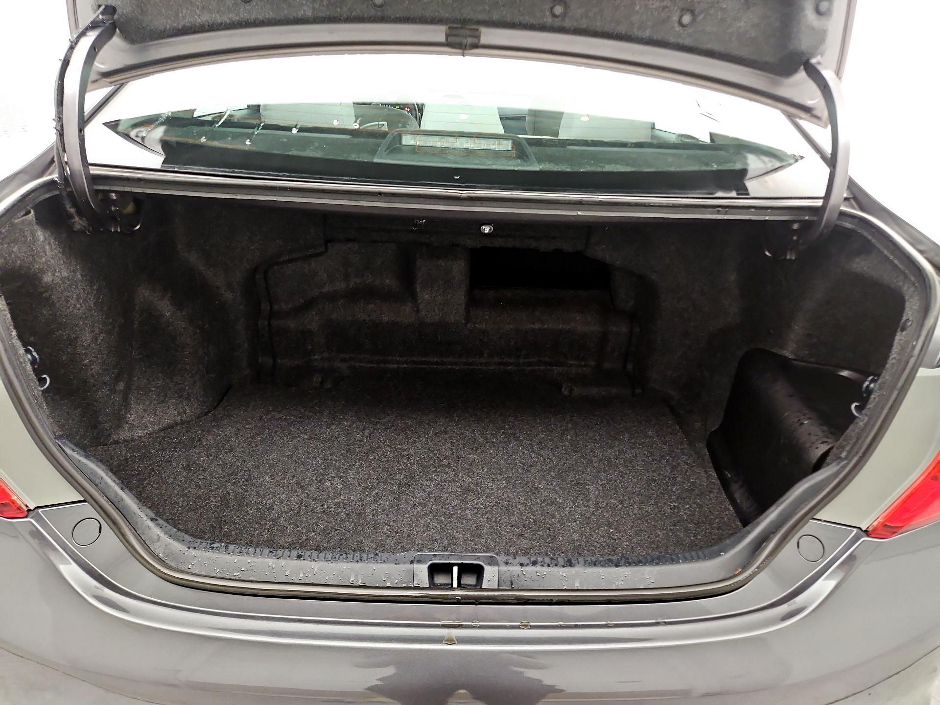 Thumbnail: 2014 Toyota Camry - 19