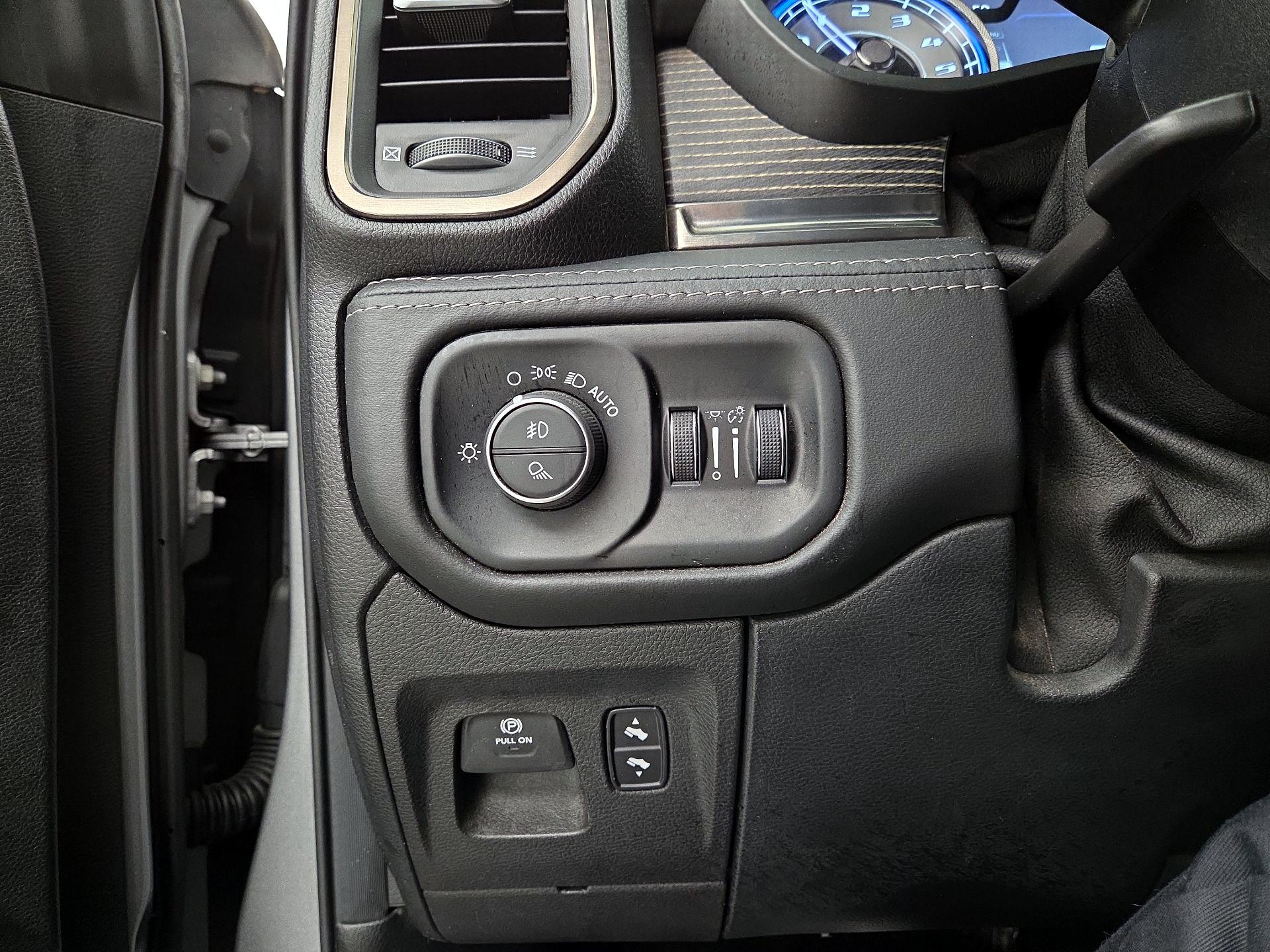 Thumbnail: 2021 RAM 1500 - 13