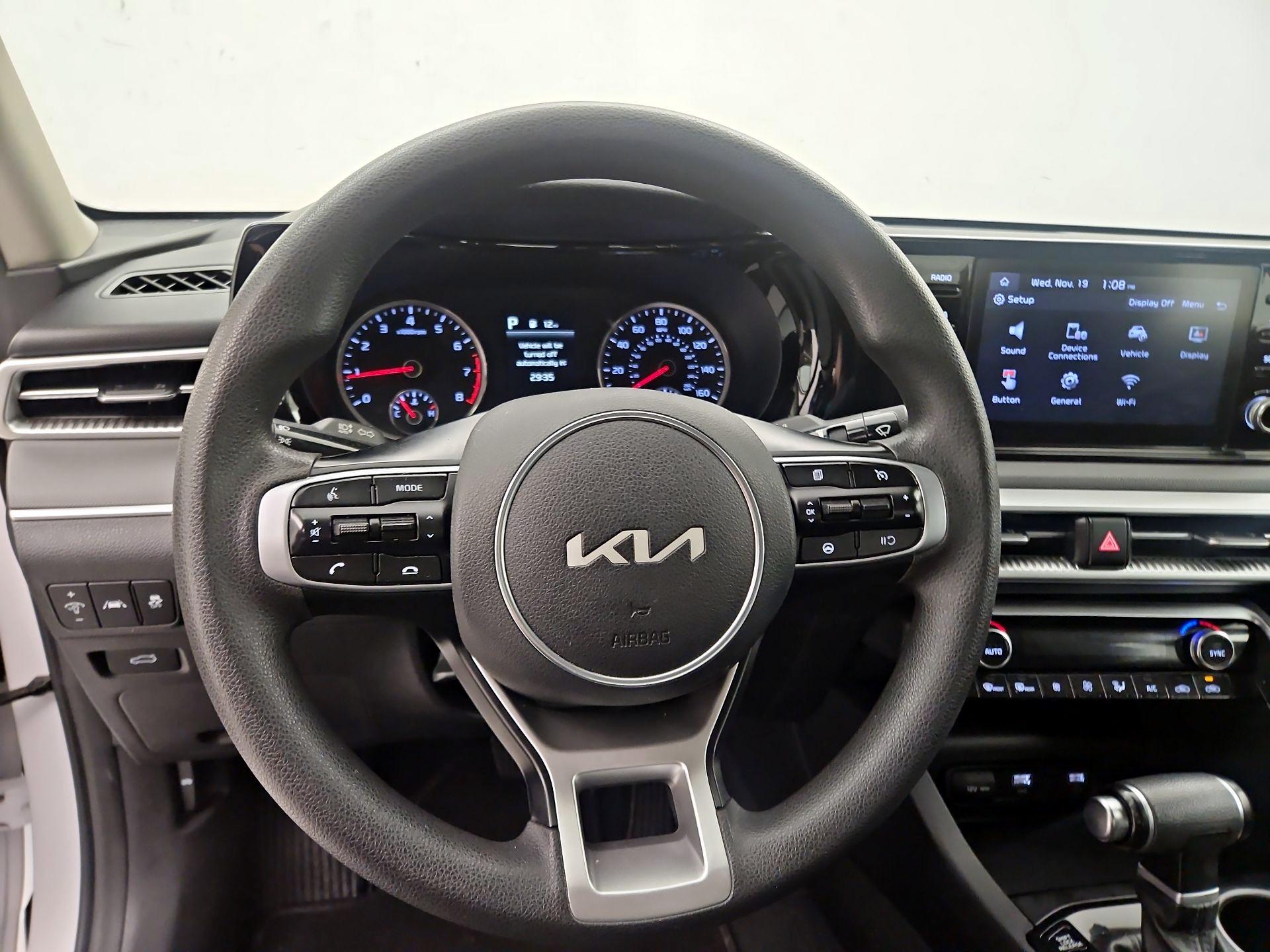 Thumbnail: 2022 Kia K5 - 10