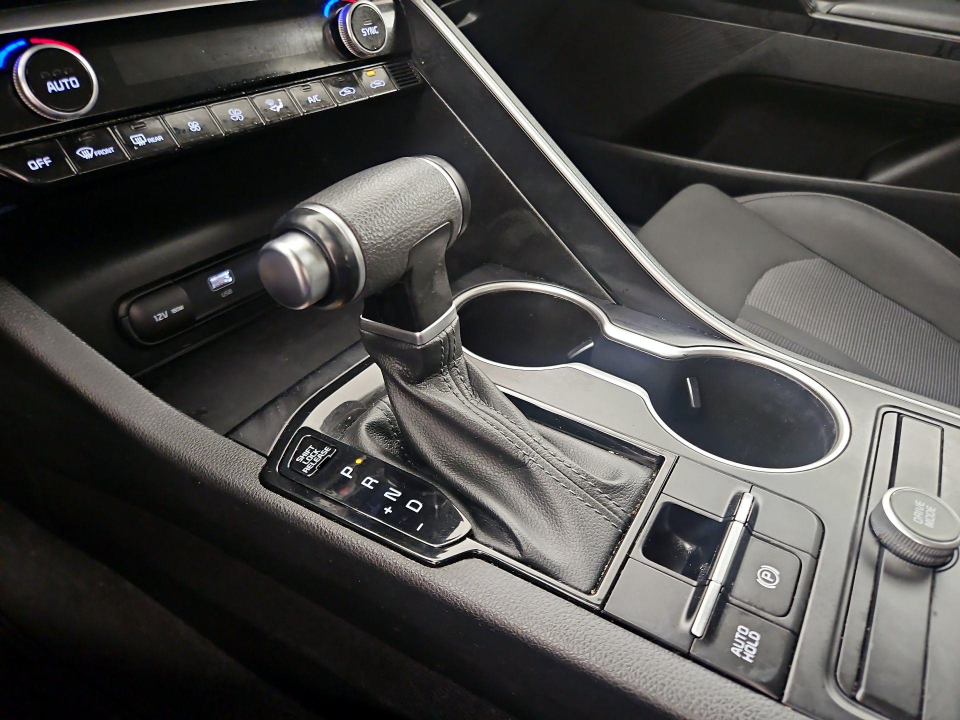 Thumbnail: 2022 Kia K5 - 17