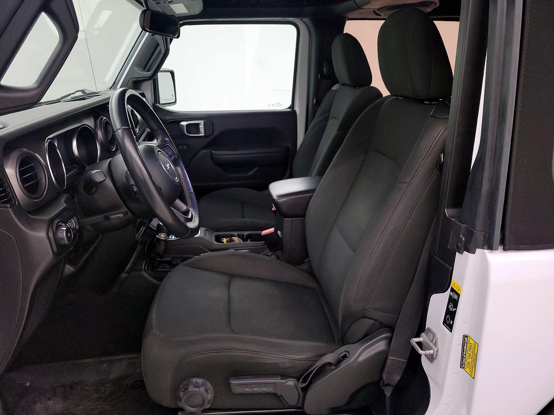 Thumbnail: 2022 Jeep Wrangler - 11