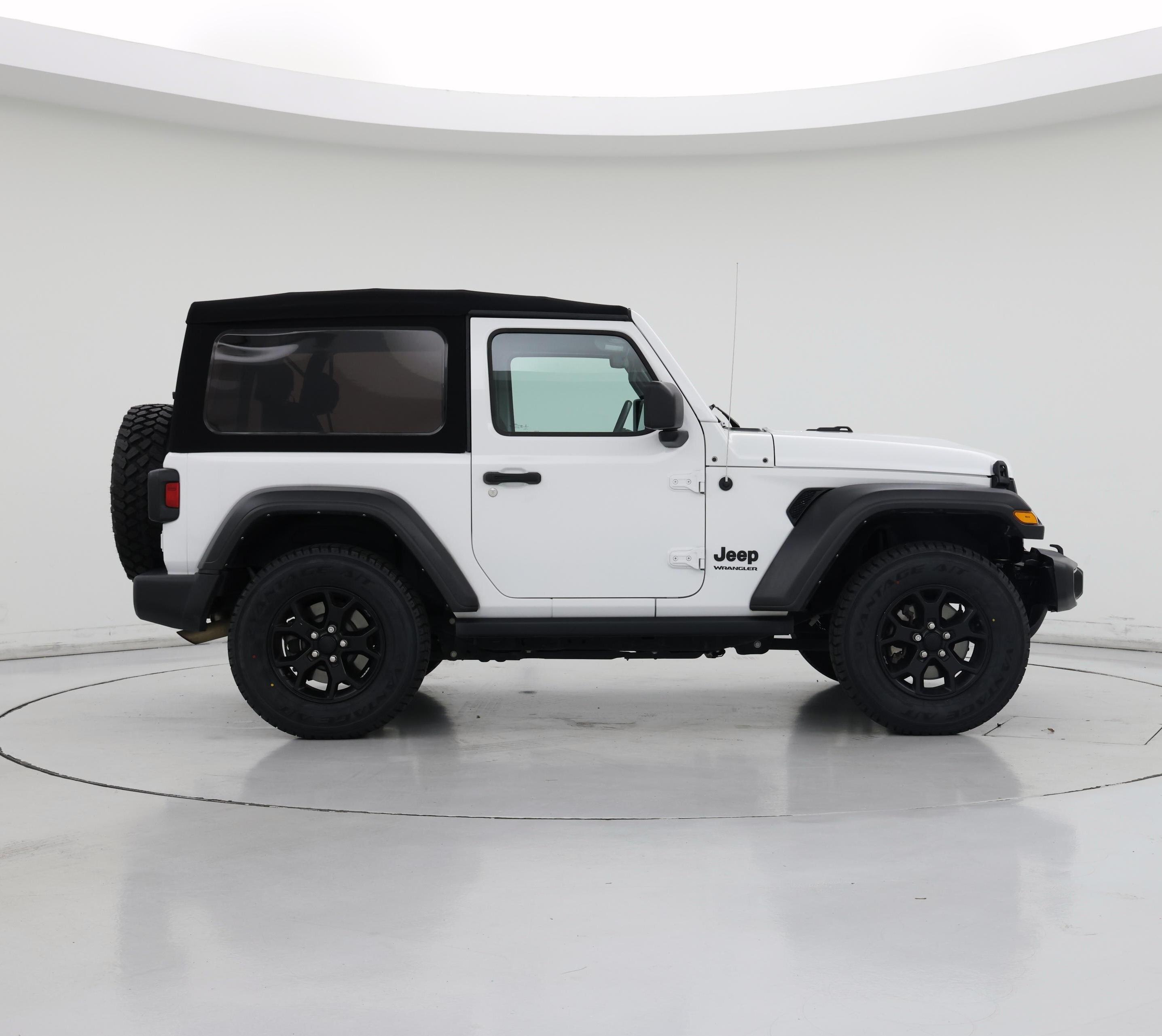 Thumbnail: 2022 Jeep Wrangler - 7